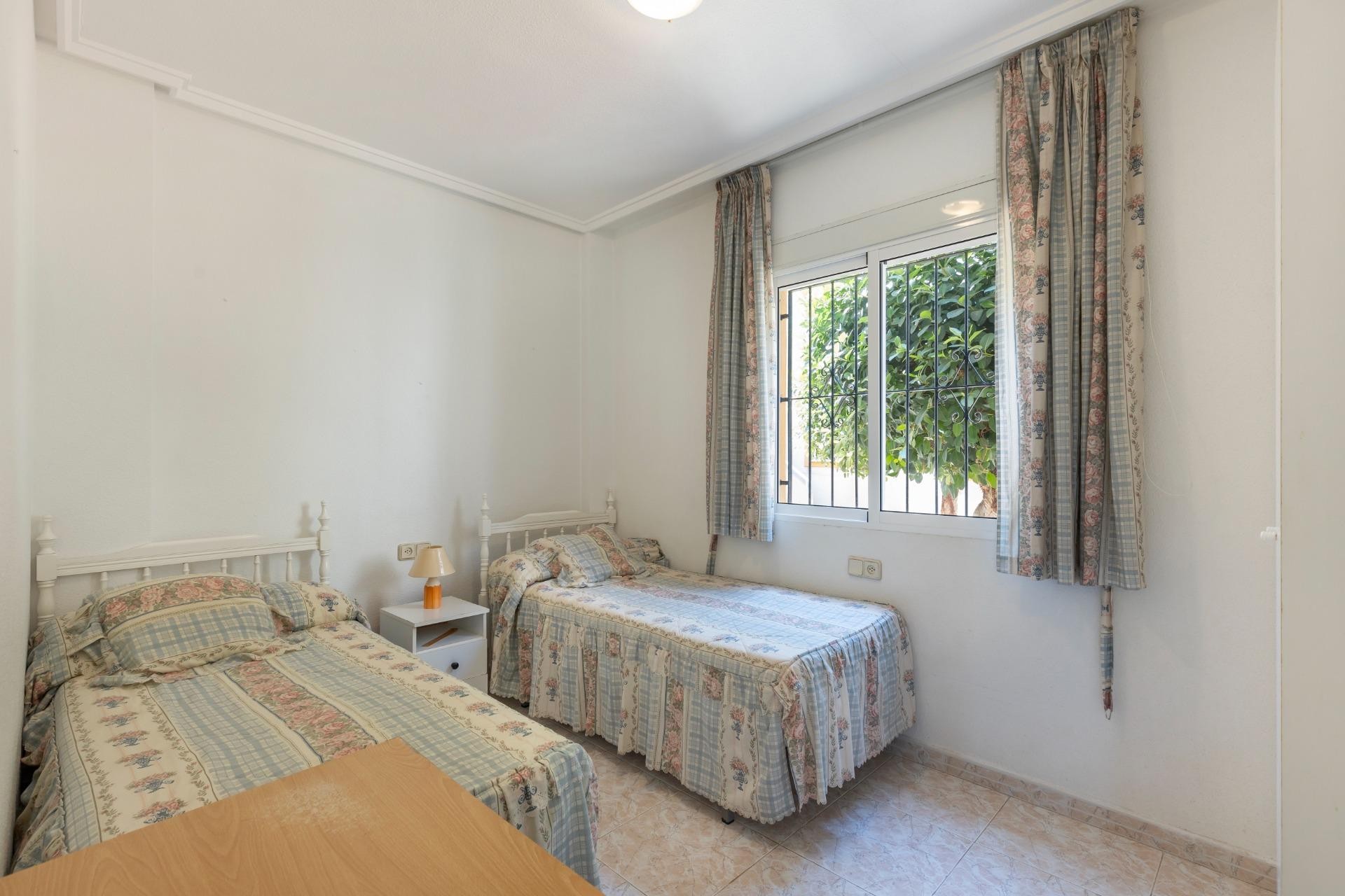 Tweedehands - Appartement / flat -
Torrevieja - Torreblanca