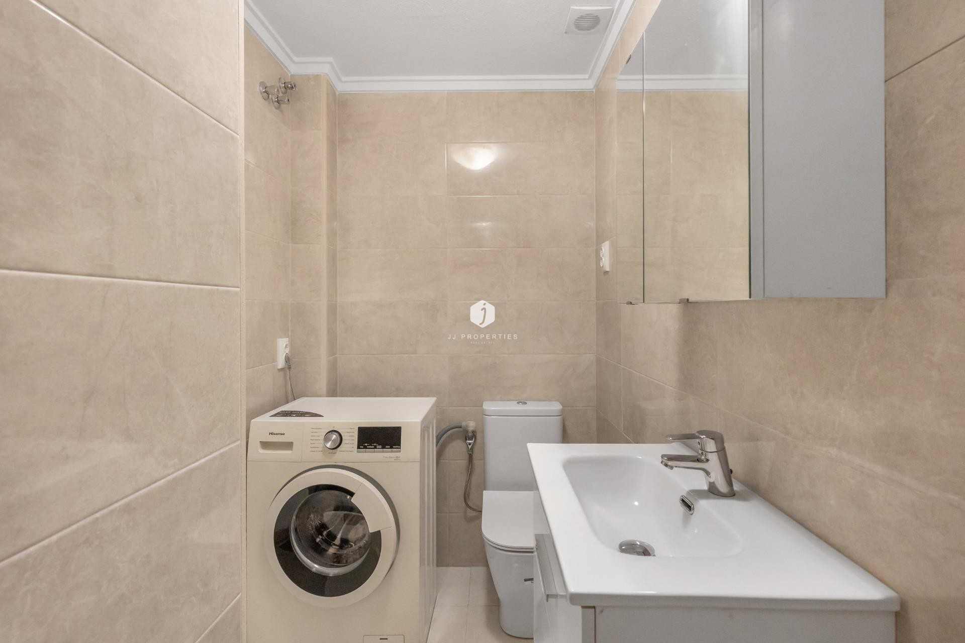 Tweedehands - Appartement / flat -
Torrevieja - Torreblanca