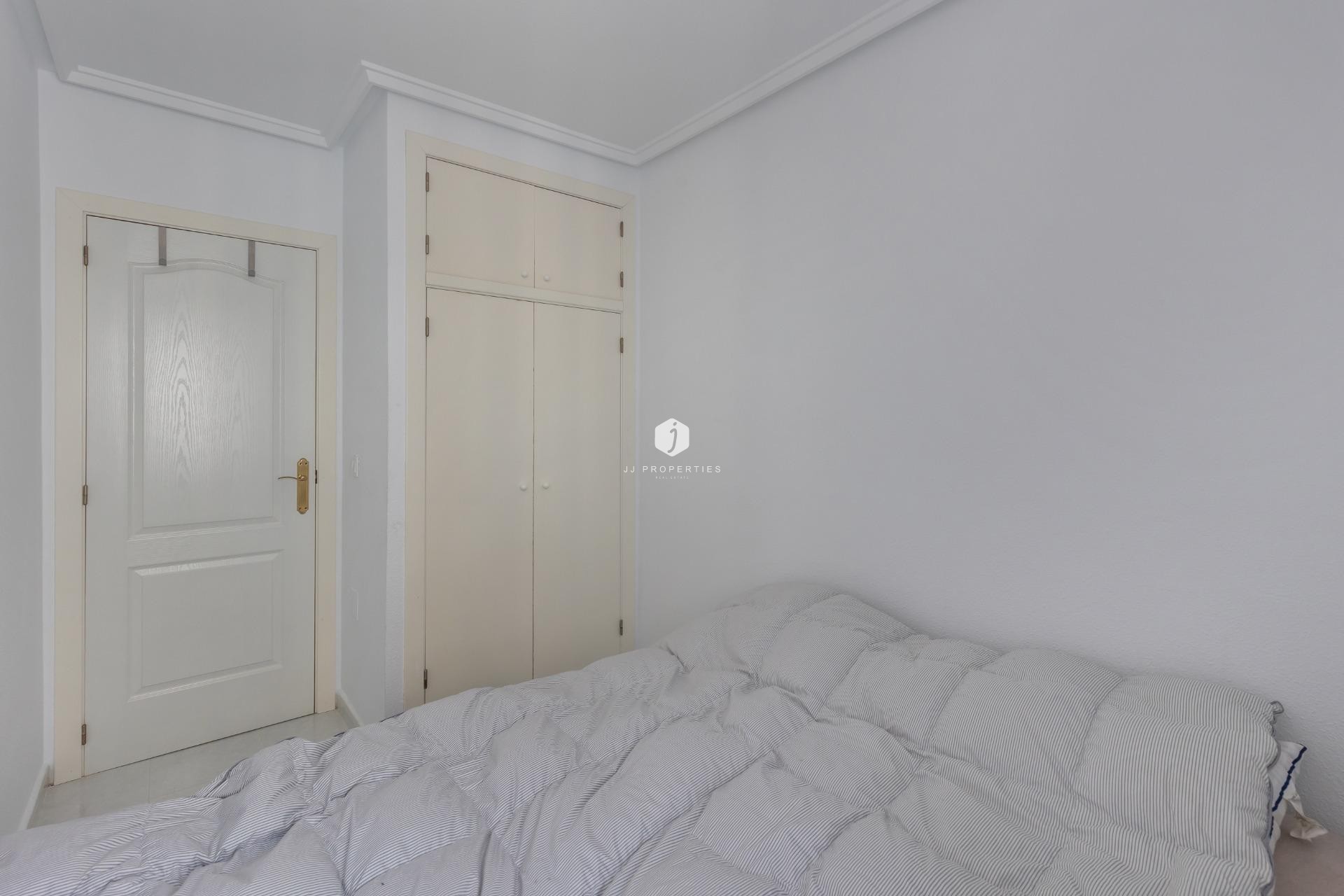 Tweedehands - Appartement / flat -
Torrevieja - Torreblanca