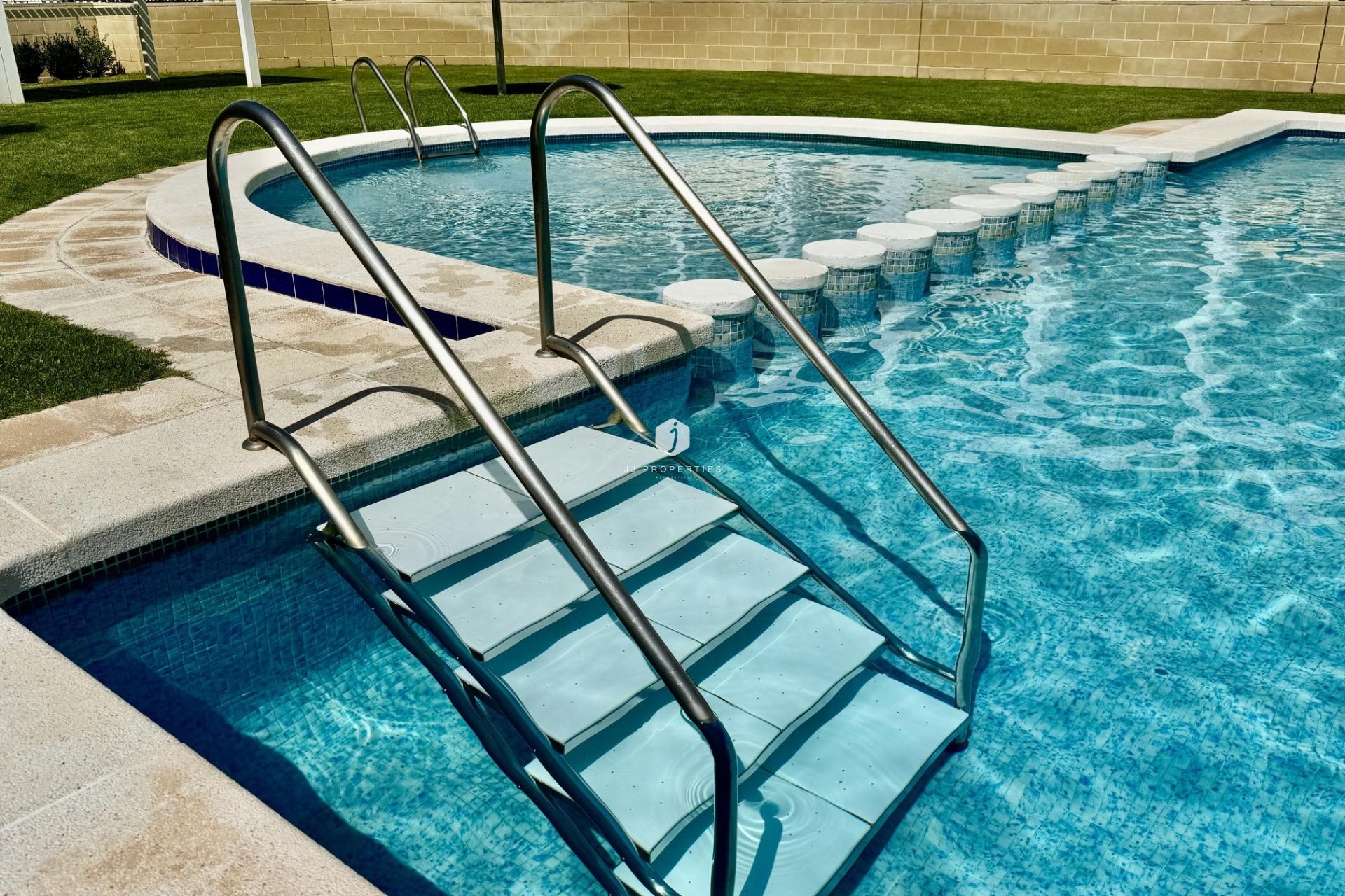 Tweedehands - Appartement / flat -
Torrevieja - Torreblanca