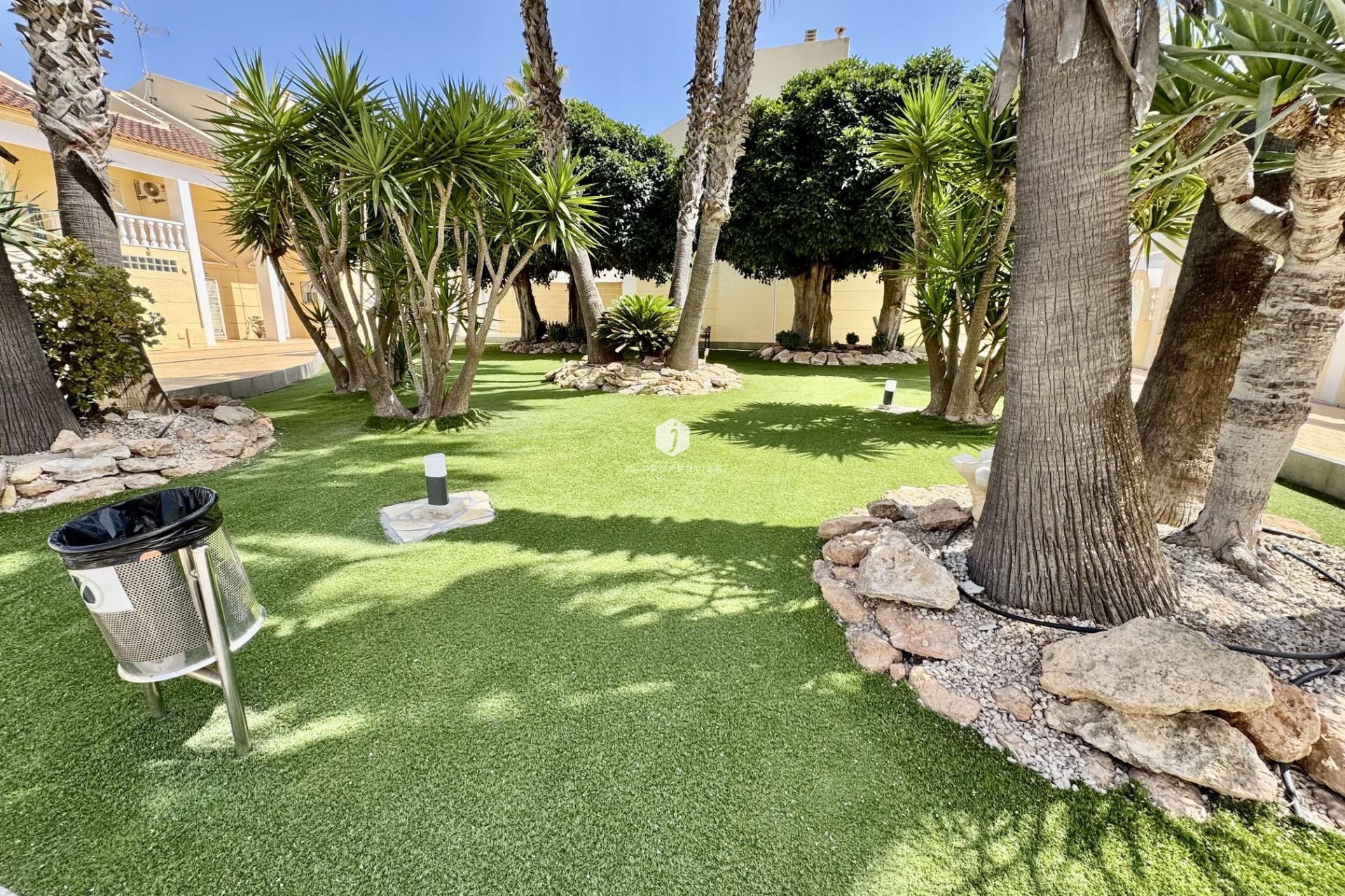 Tweedehands - Appartement / flat -
Torrevieja - Torreblanca