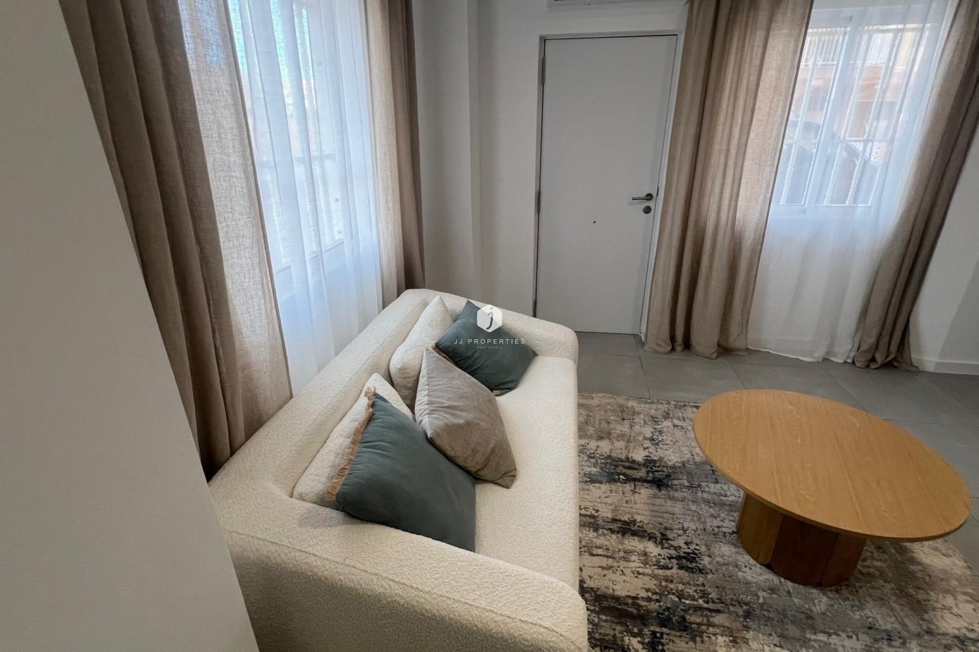 Tweedehands - Appartement / flat -
Torrevieja - Zona Los Frutales