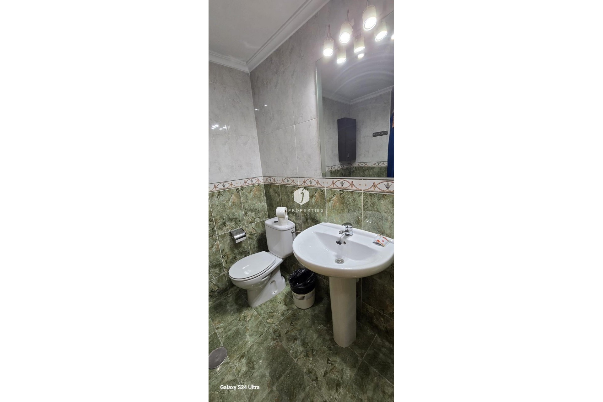 Tweedehands - Appartement / flat -
Torrevieja