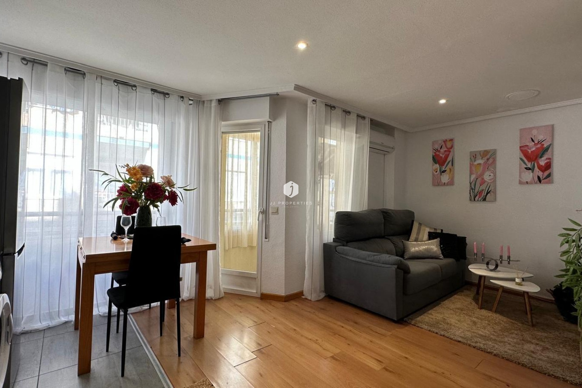 Tweedehands - Appartement / flat -
Torrevieja