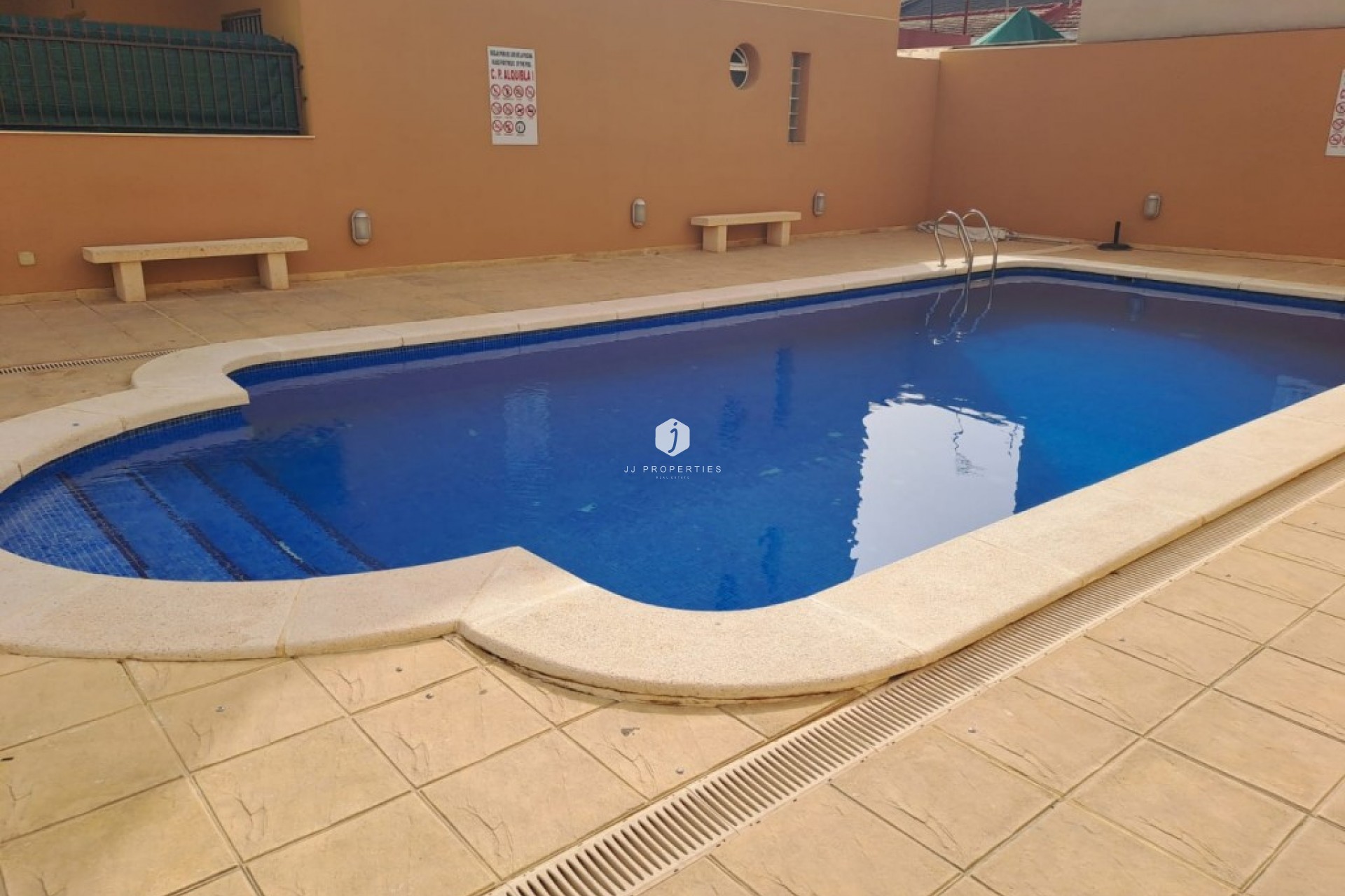 Tweedehands - Bungalow -
Benejúzar - Inland