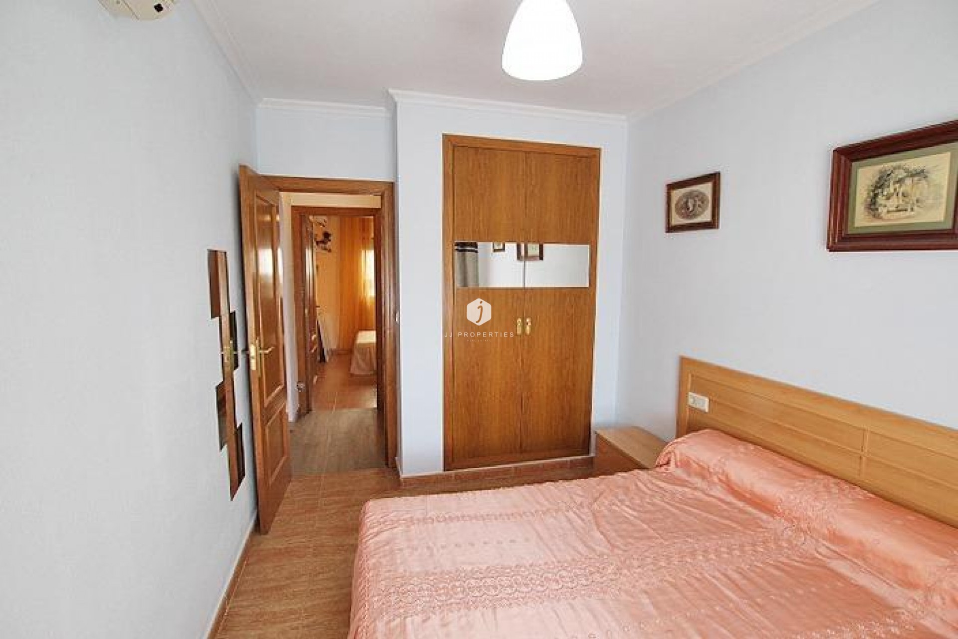 Tweedehands - Bungalow -
Guardamar del Segura - 03140