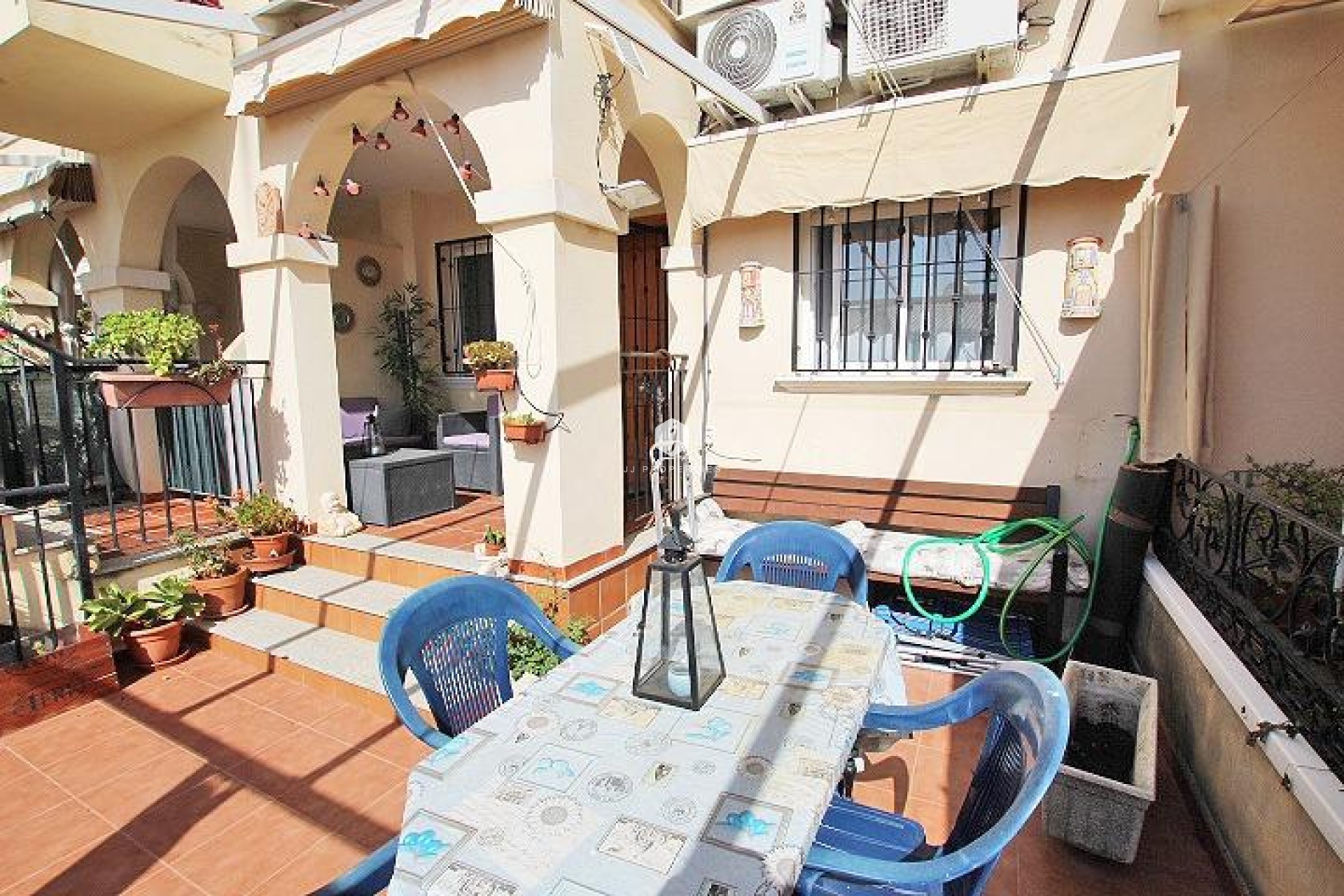 Tweedehands - Bungalow -
Guardamar del Segura - 03140