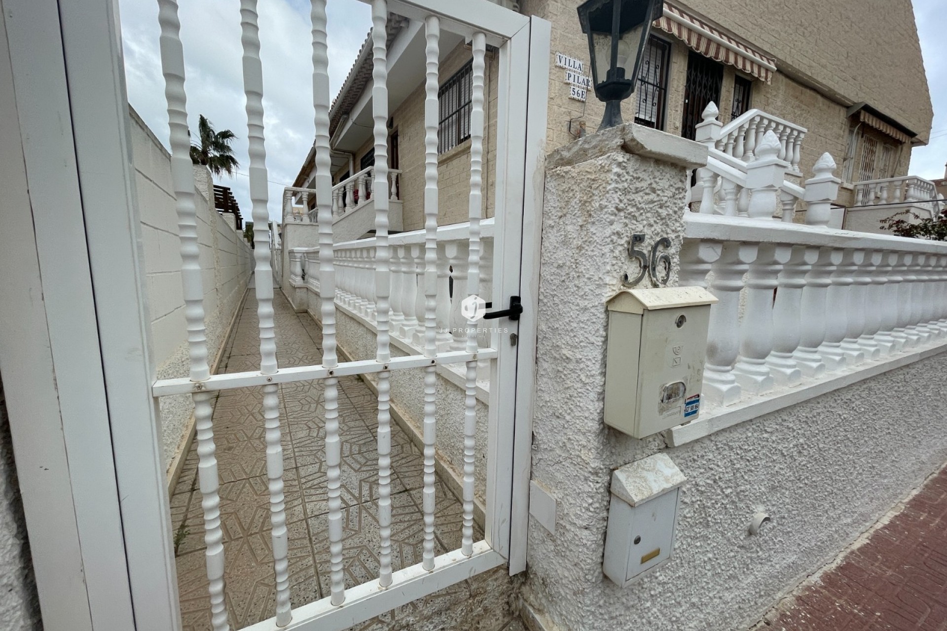 Tweedehands - Bungalow -
La Mata - Costa Blanca