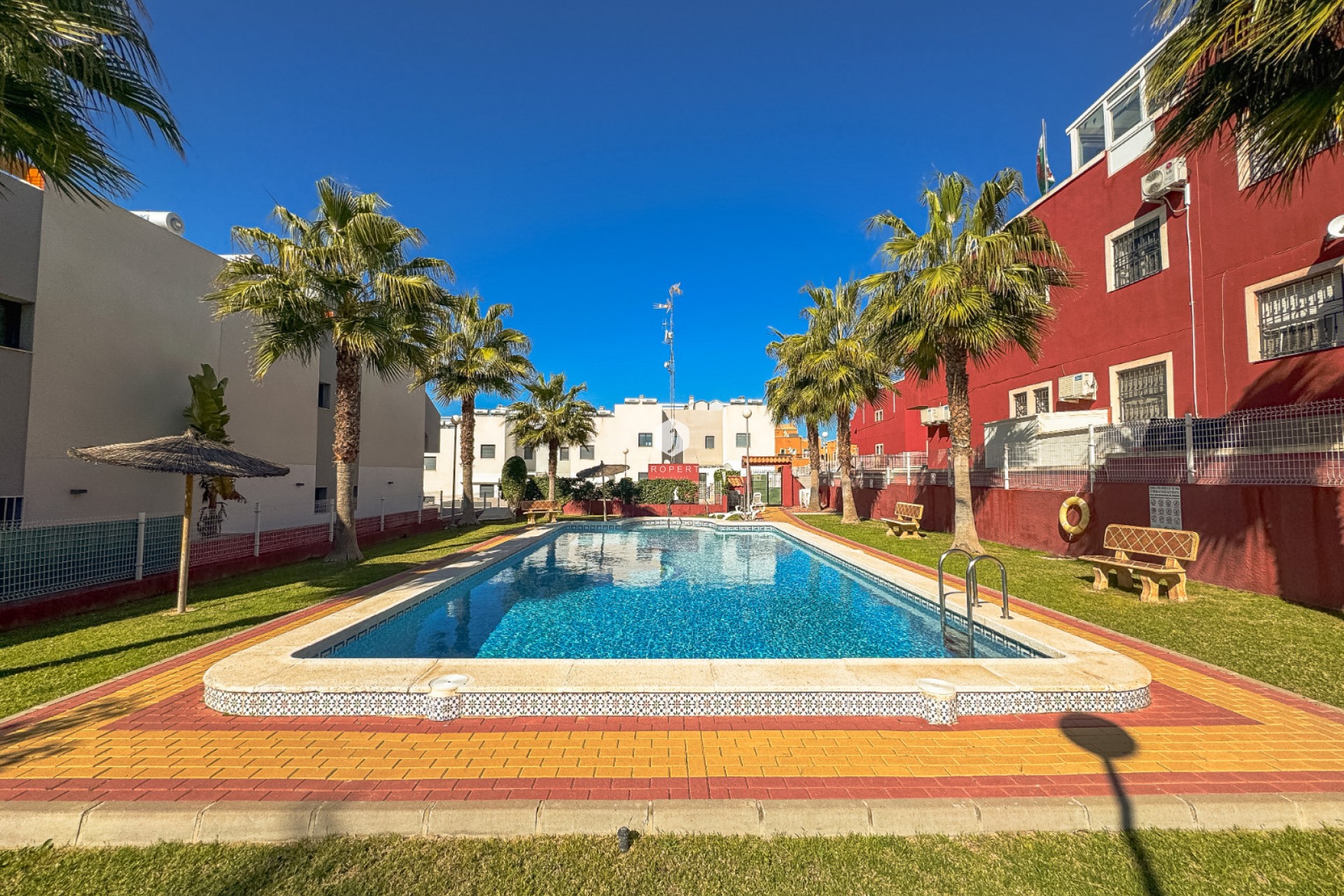 Tweedehands - Bungalow -
Los Altos - Costa Blanca