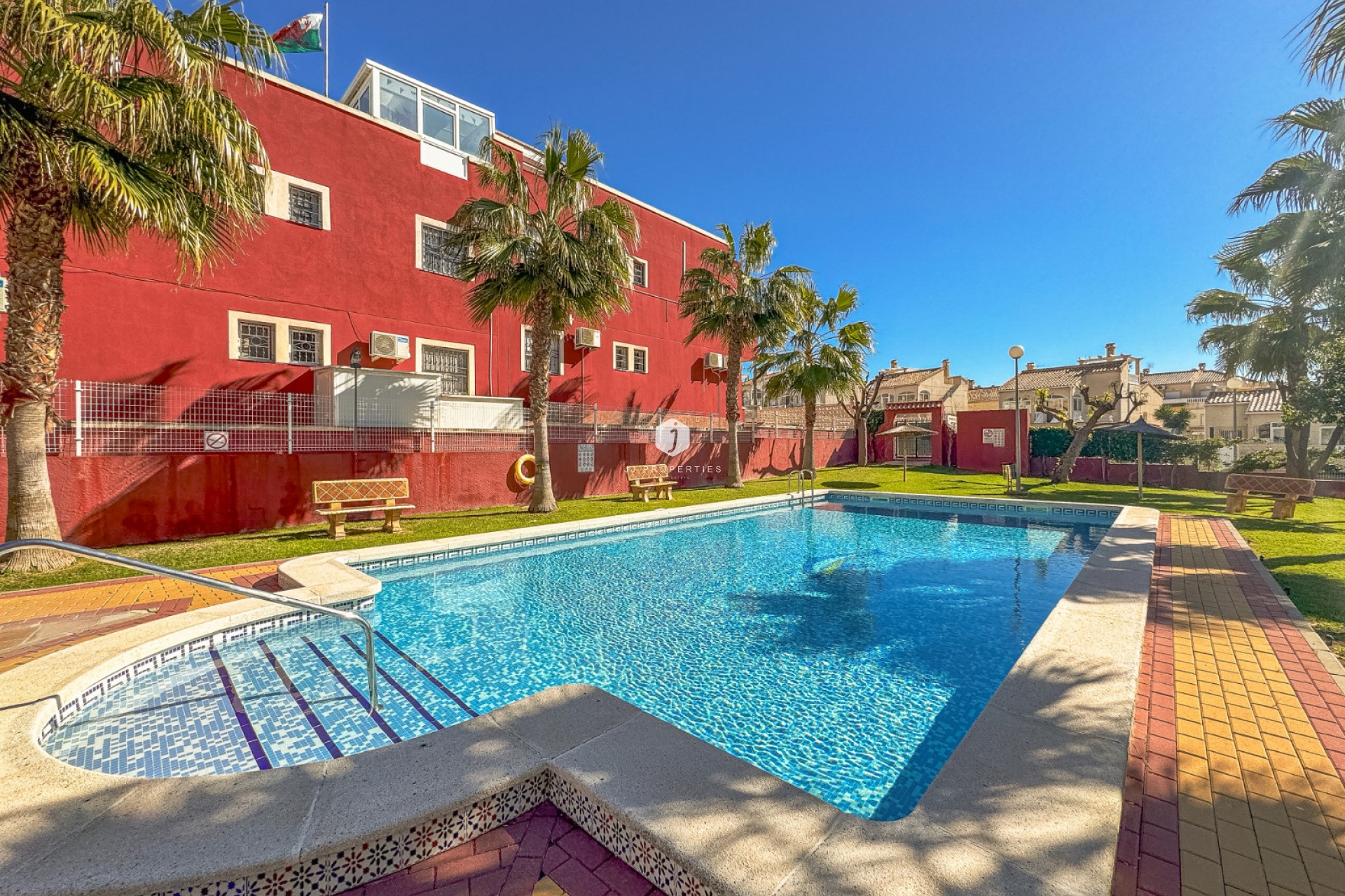 Tweedehands - Bungalow -
Los Altos - Costa Blanca