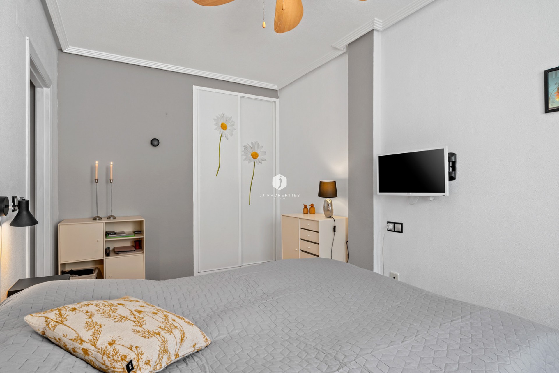 Tweedehands - Bungalow -
Orihuela Costa - Costa Blanca