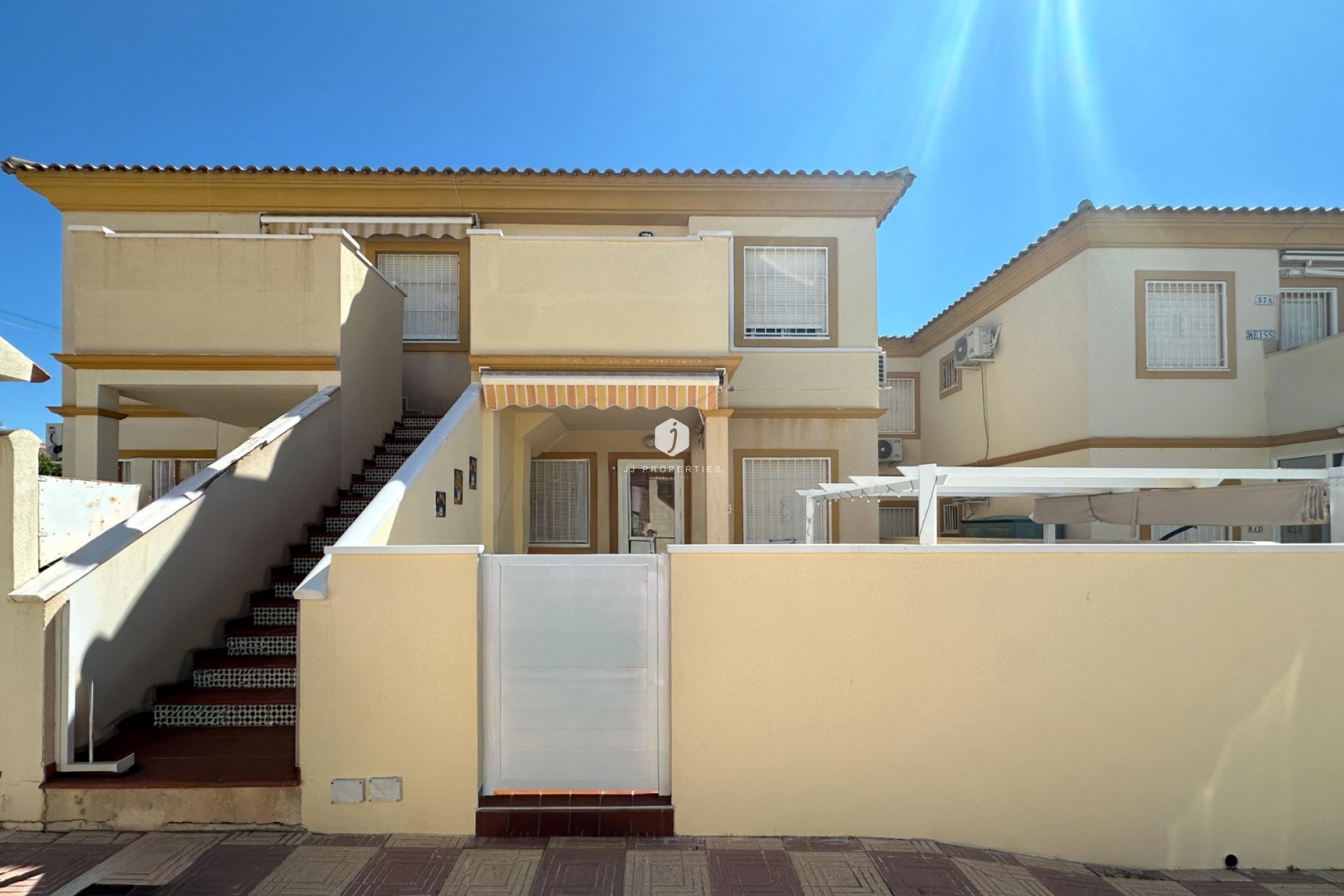 Tweedehands - Bungalow -
Orihuela Costa - Costa Blanca
