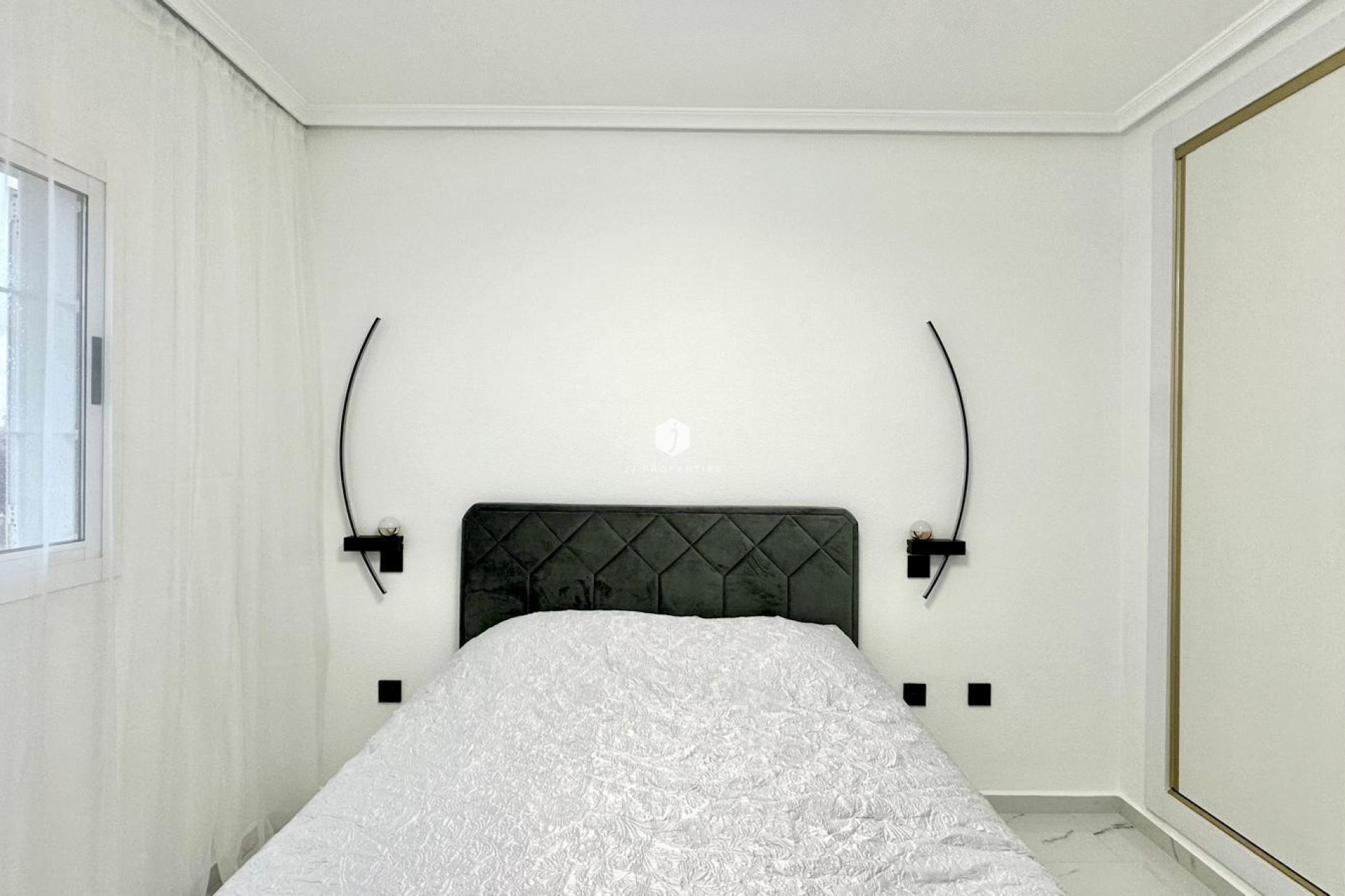 Tweedehands - Bungalow -
Orihuela Costa - Playa Flamenca Norte