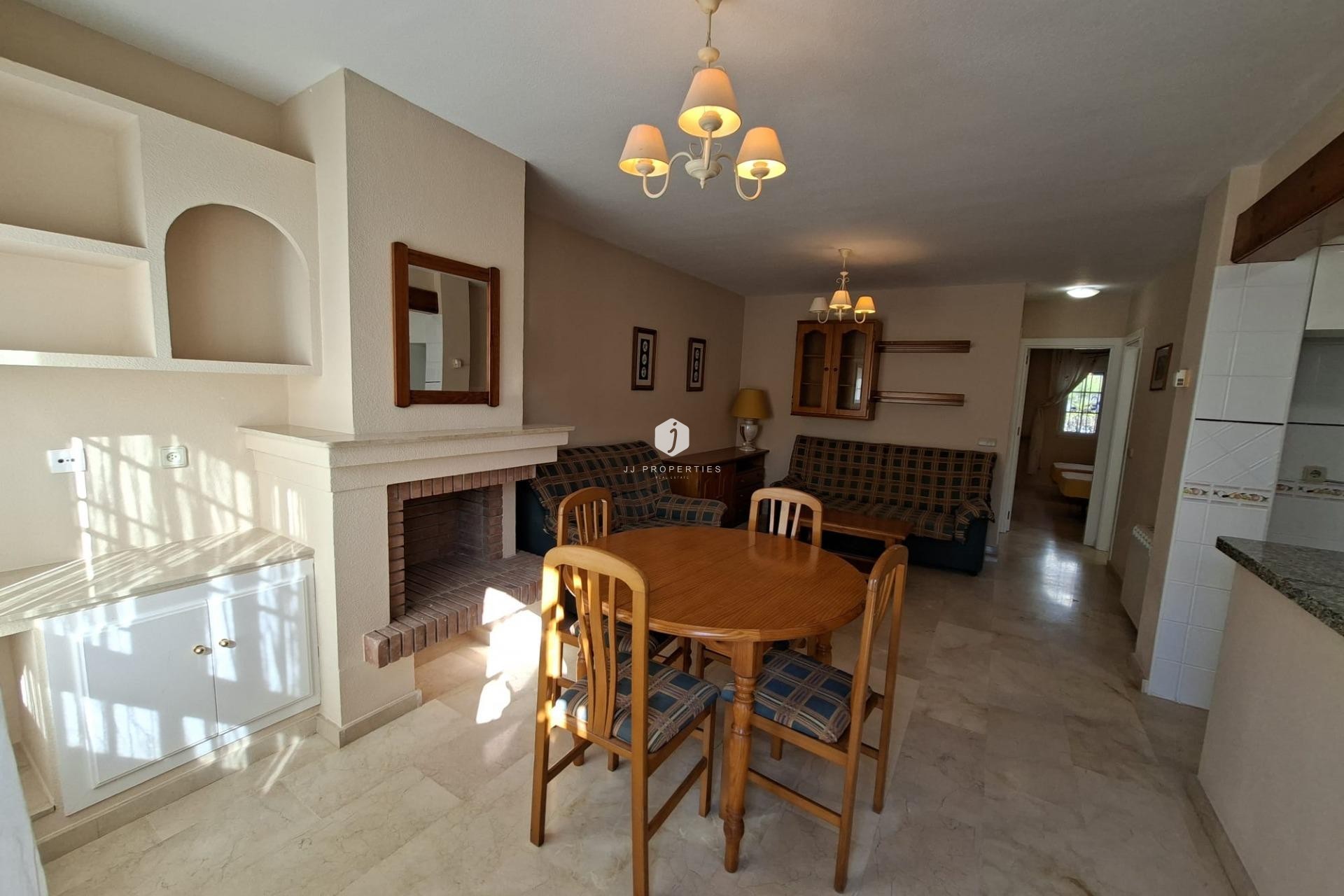 Tweedehands - Bungalow -
Orihuela Costa - Villamartín-las Filipinas