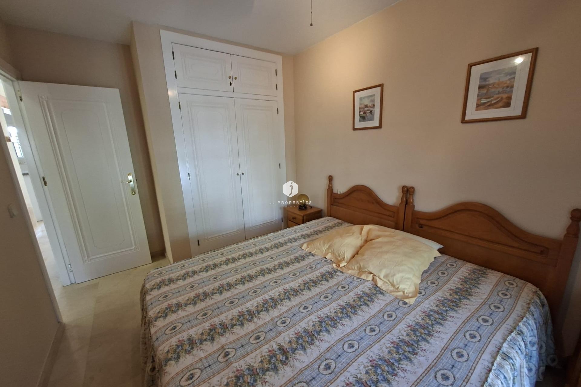 Tweedehands - Bungalow -
Orihuela Costa - Villamartín-las Filipinas