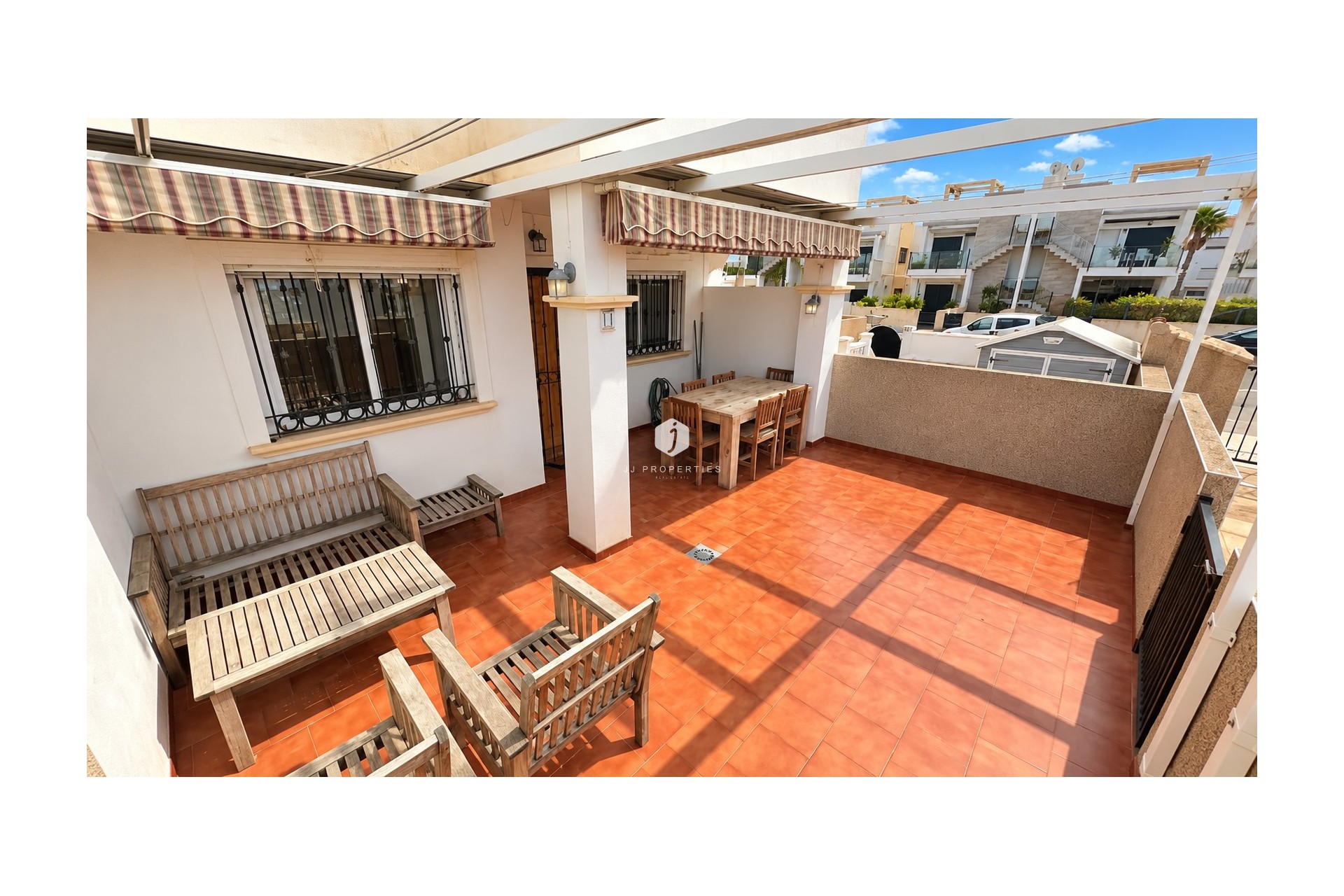Tweedehands - Bungalow -
Punta Prima - Costa Blanca