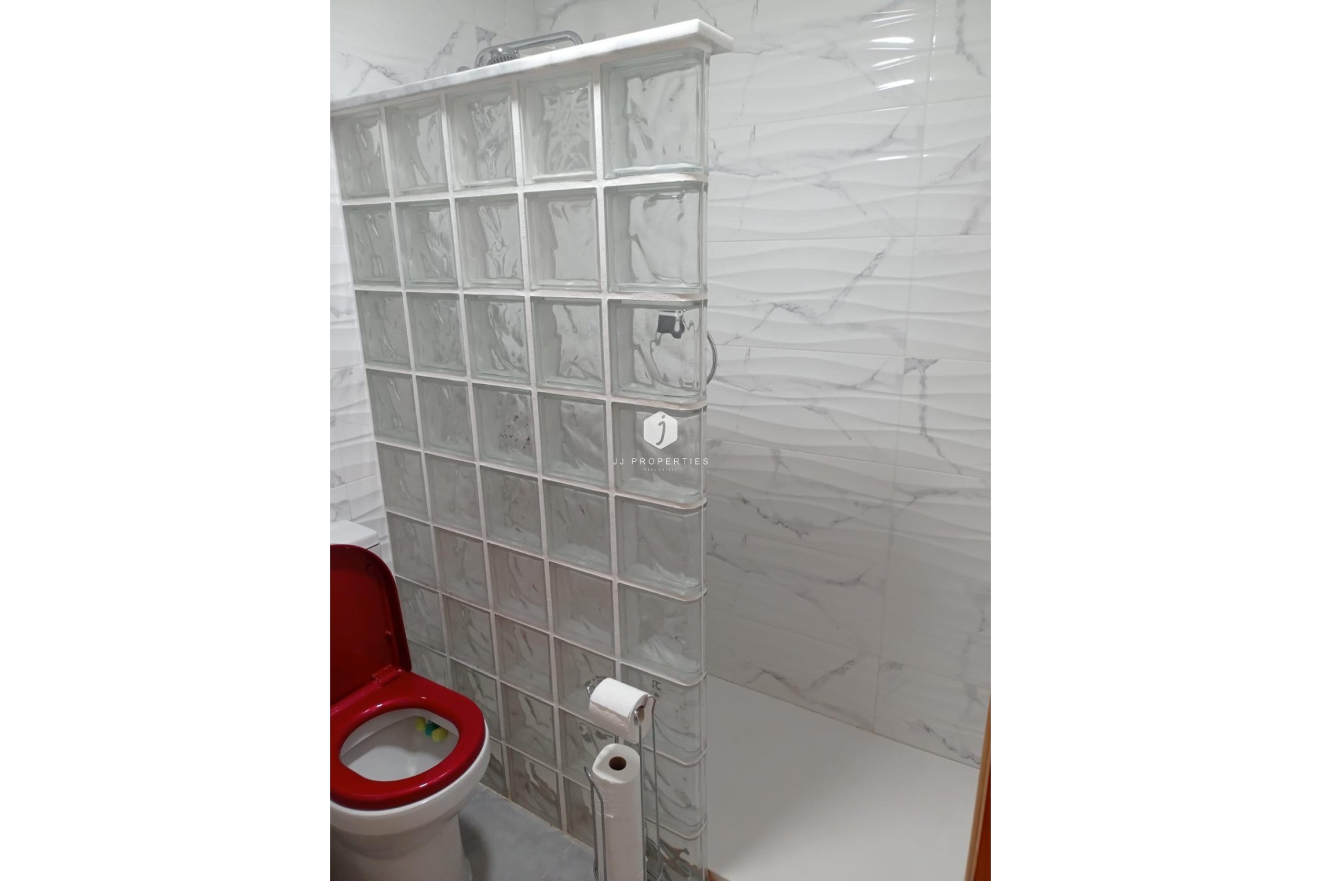 Tweedehands - Bungalow -
San Miguel de Salinas - Costa Blanca Sur