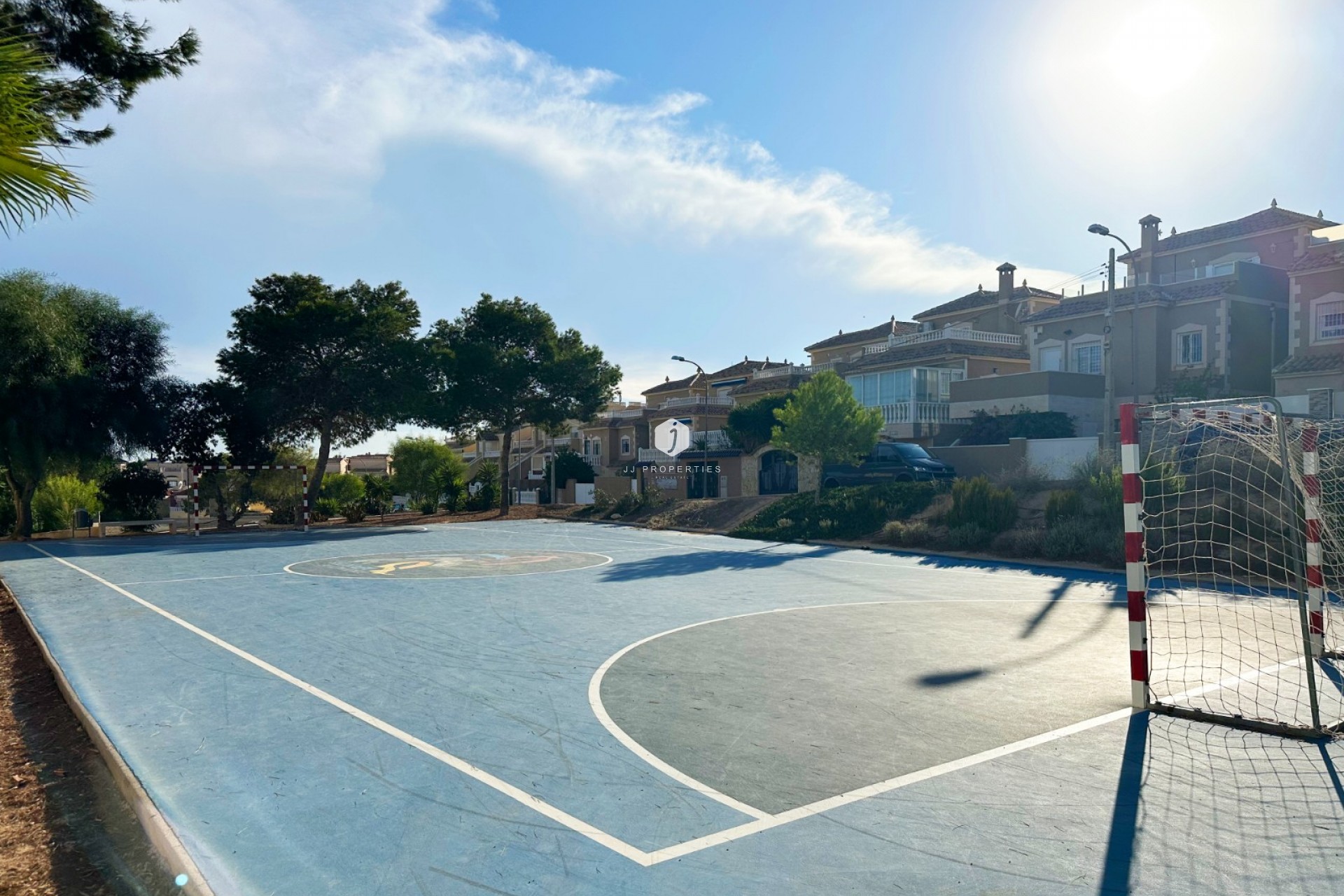 Tweedehands - Bungalow -
San Miguel de Salinas - Inland