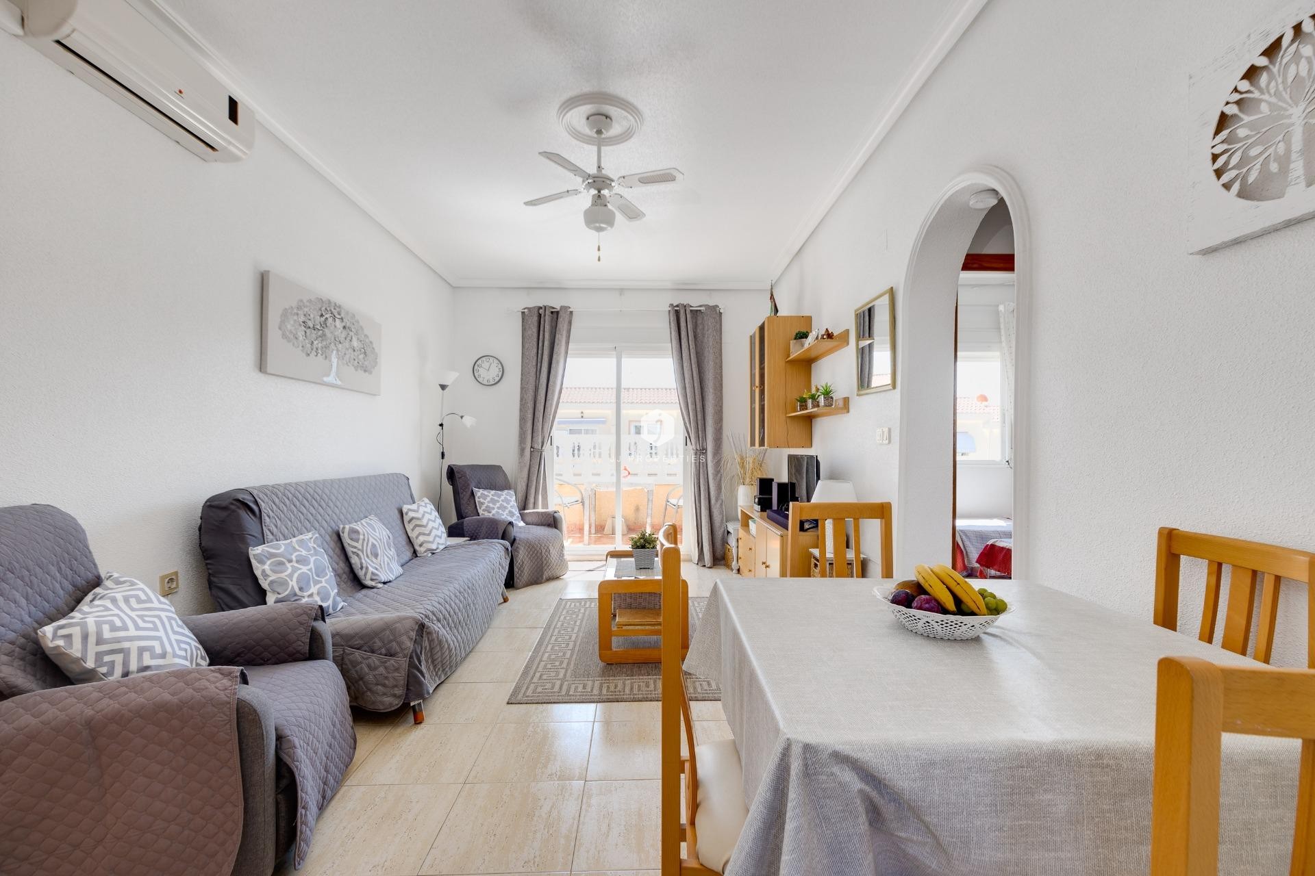 Tweedehands - Bungalow -
Torrevieja - aguas nuevas