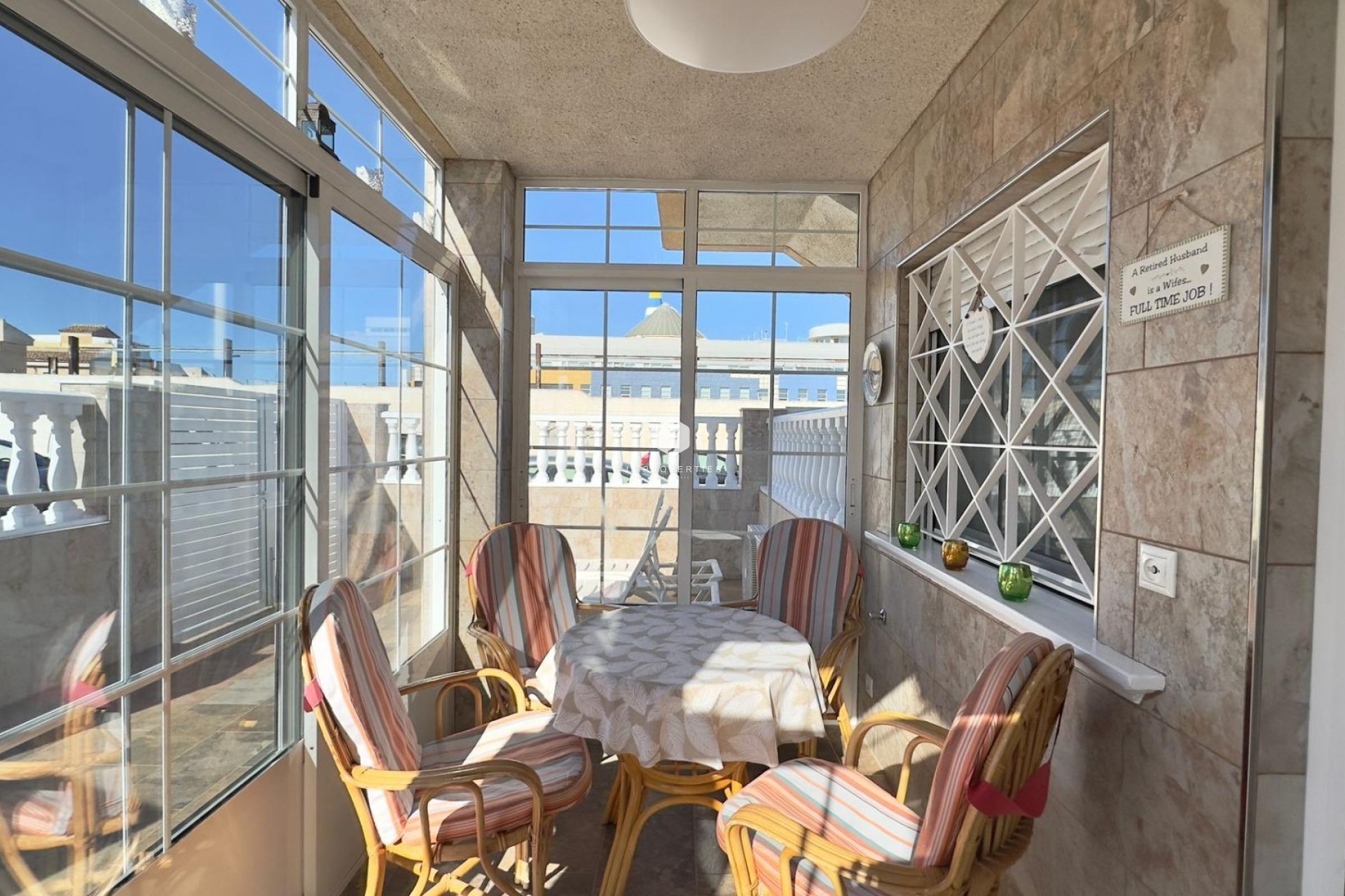 Tweedehands - Bungalow -
Torrevieja - Centro