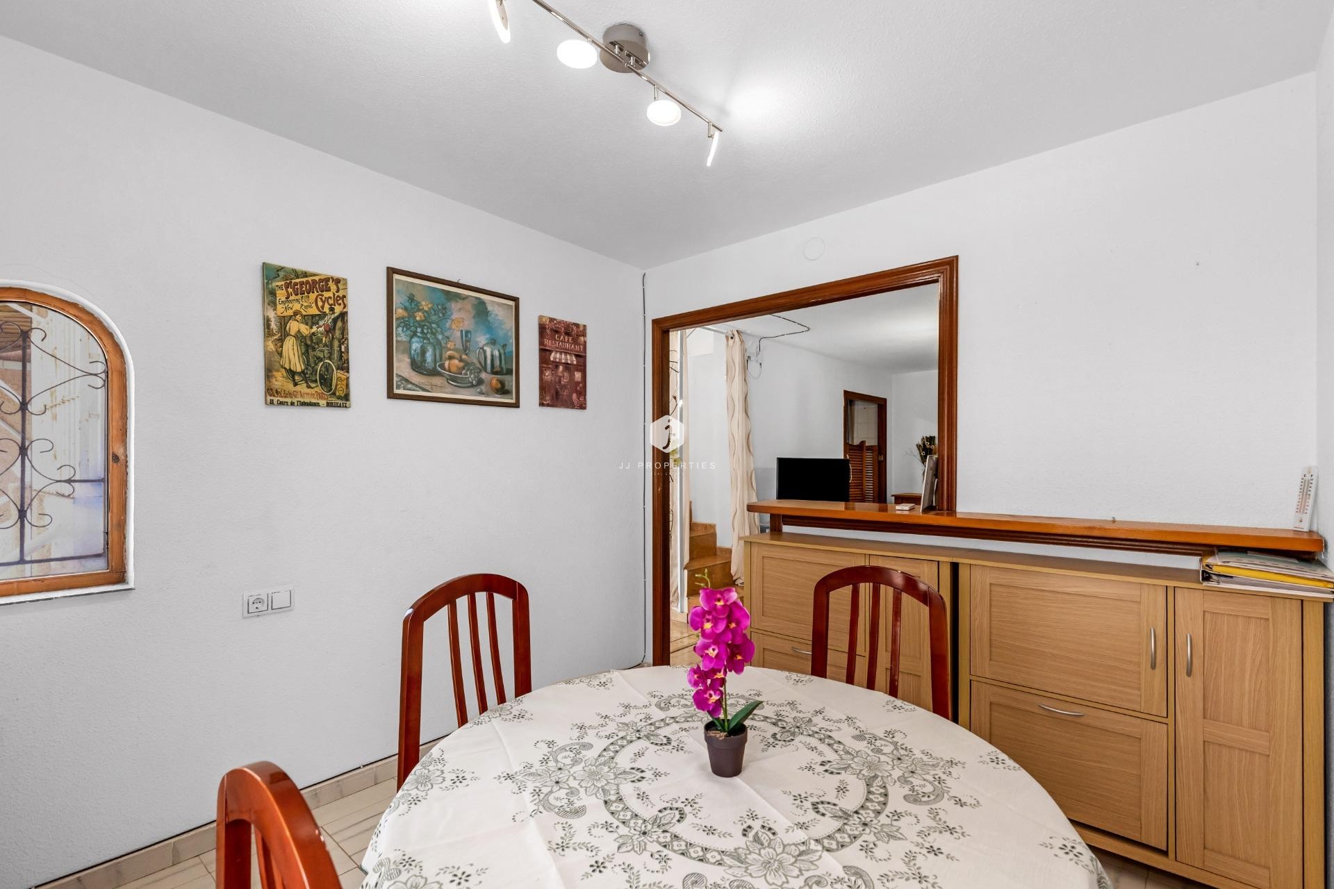Tweedehands - Bungalow -
Torrevieja - Centro