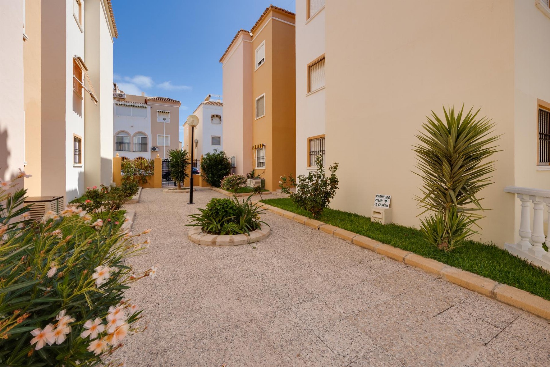 Tweedehands - Bungalow -
Torrevieja - Costa Blanca