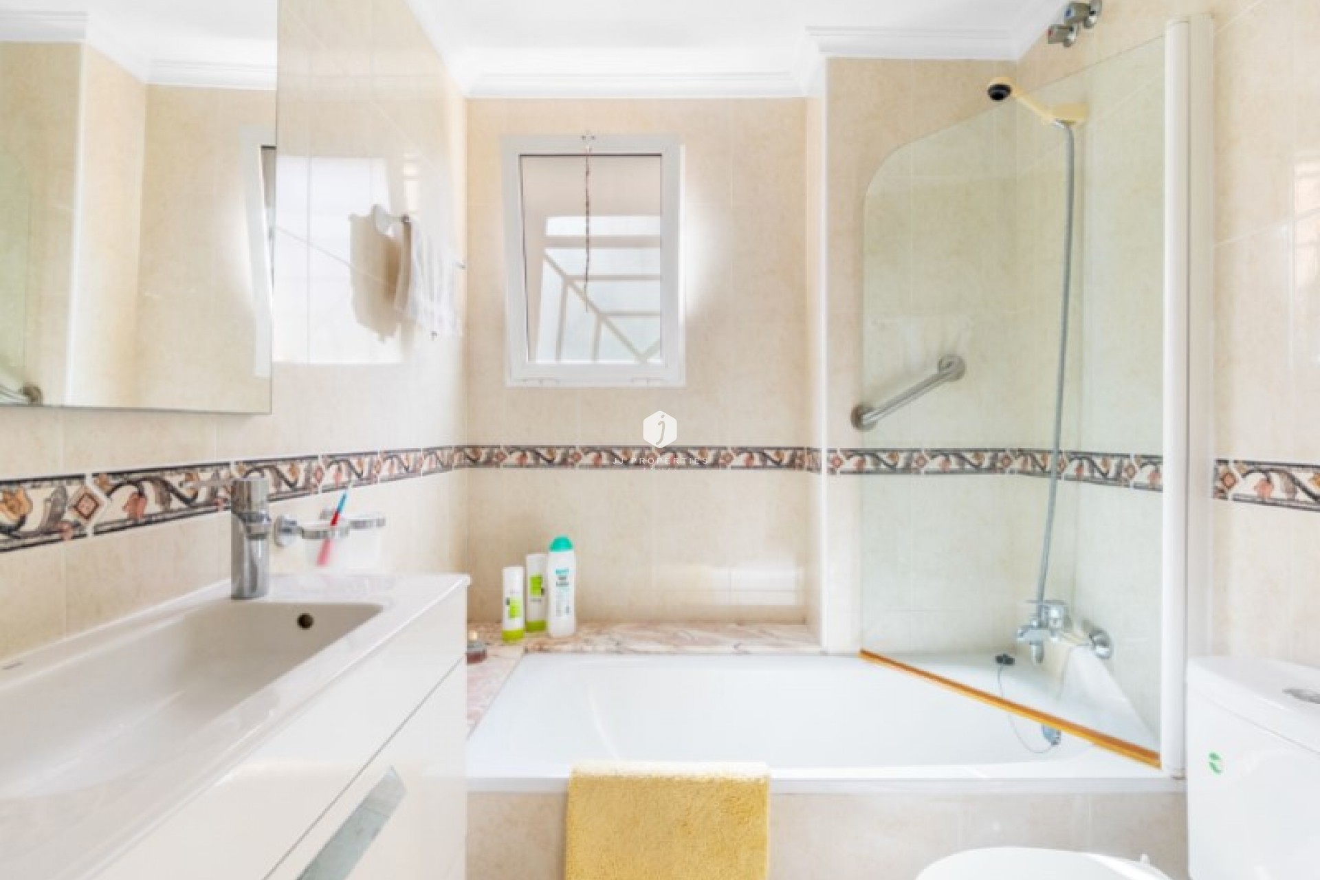 Tweedehands - Bungalow -
Torrevieja - Costa Blanca