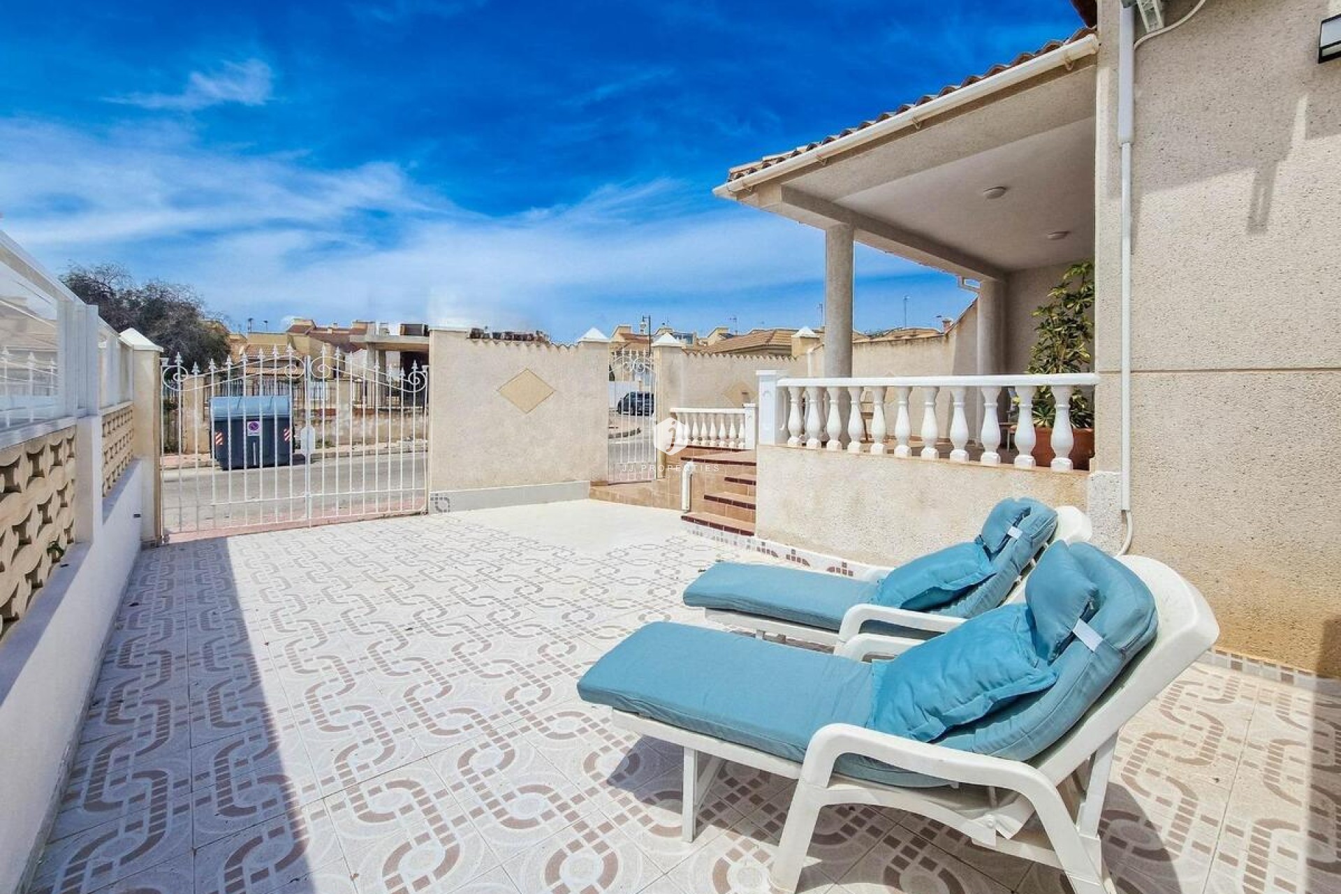Tweedehands - Bungalow -
Torrevieja - Costa Blanca