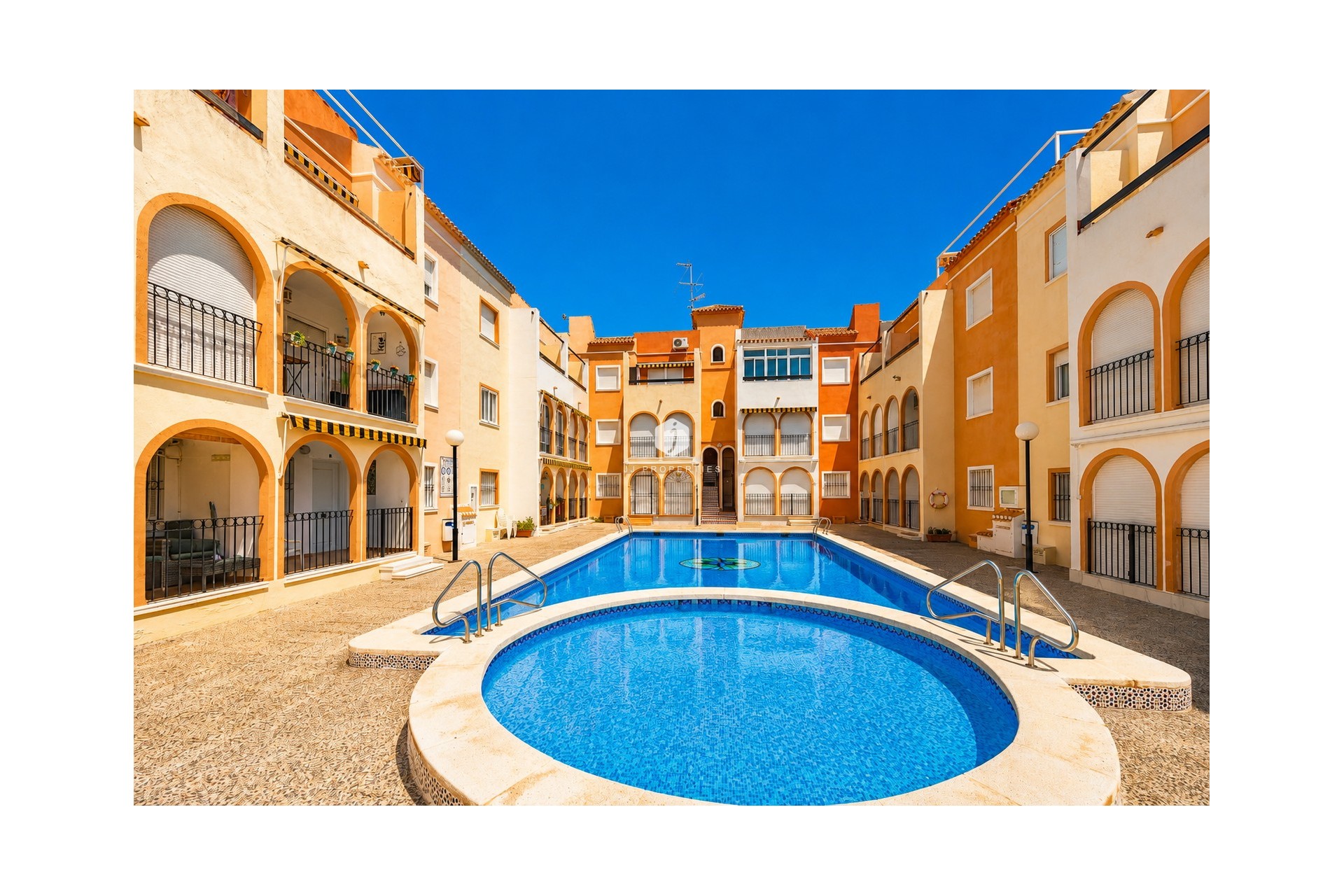 Tweedehands - Bungalow -
Torrevieja - Costa Blanca
