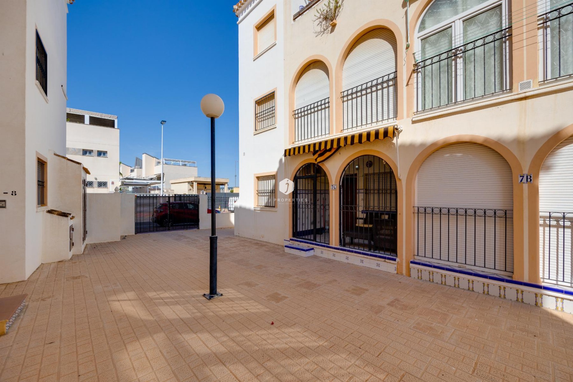 Tweedehands - Bungalow -
Torrevieja - Costa Blanca