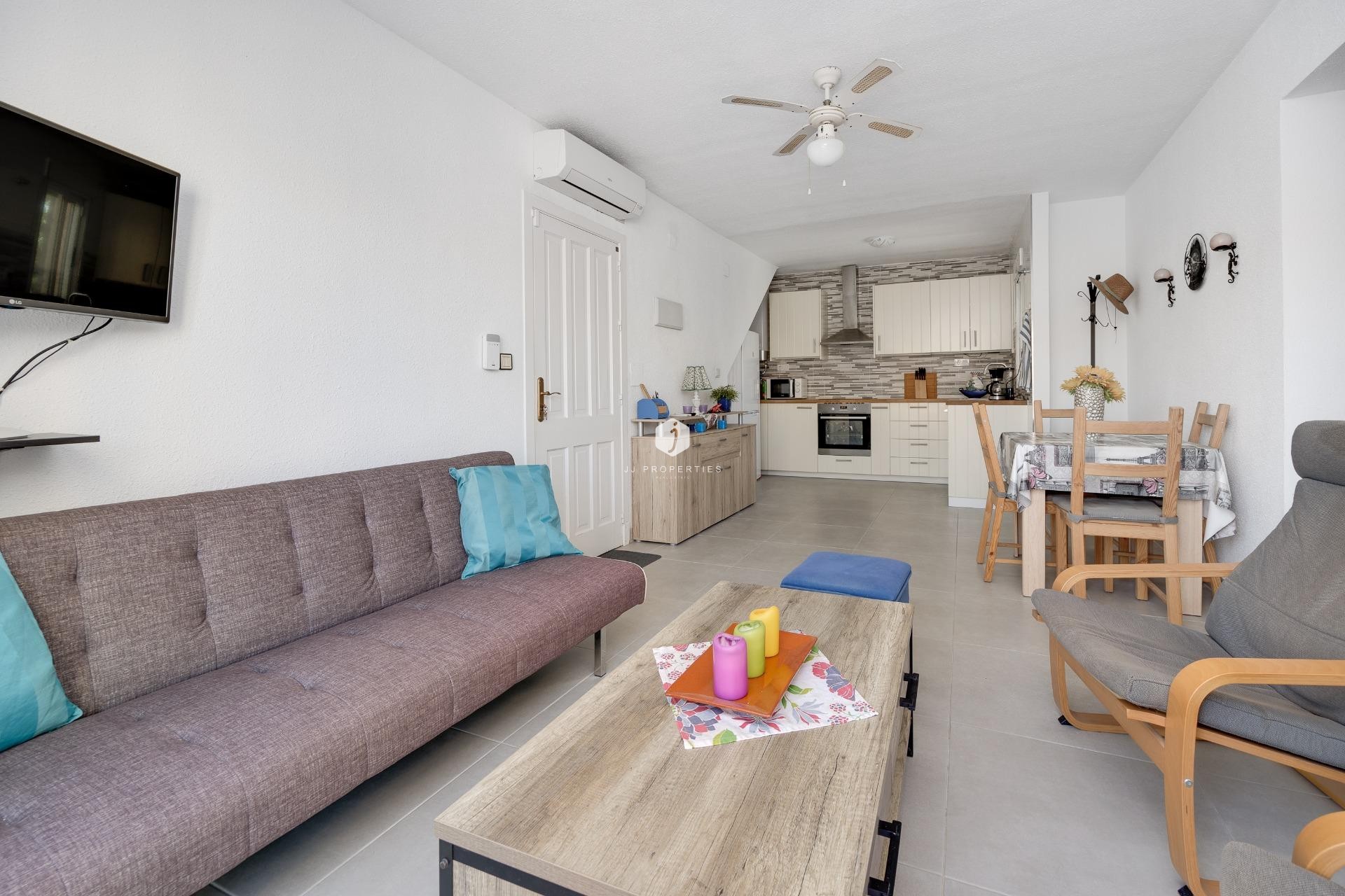 Tweedehands - Bungalow -
Torrevieja - El chaparral