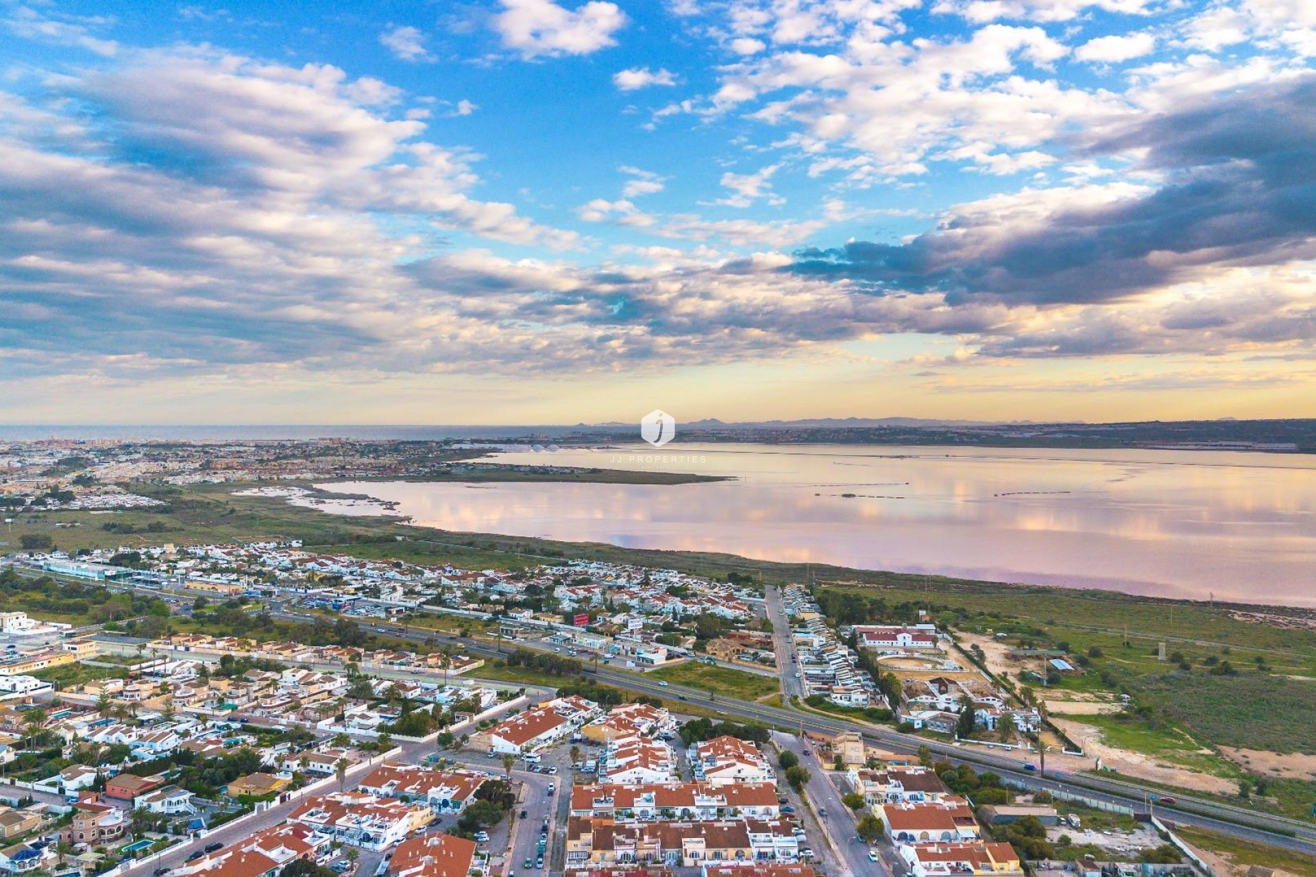 Tweedehands - Bungalow -
Torrevieja - El chaparral