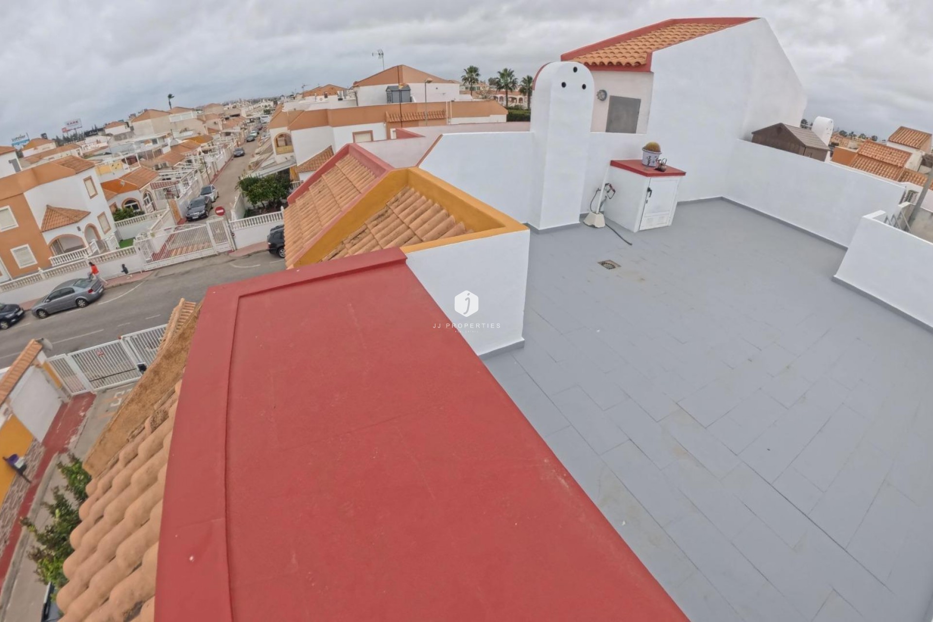 Tweedehands - Bungalow -
Torrevieja - El Limonar