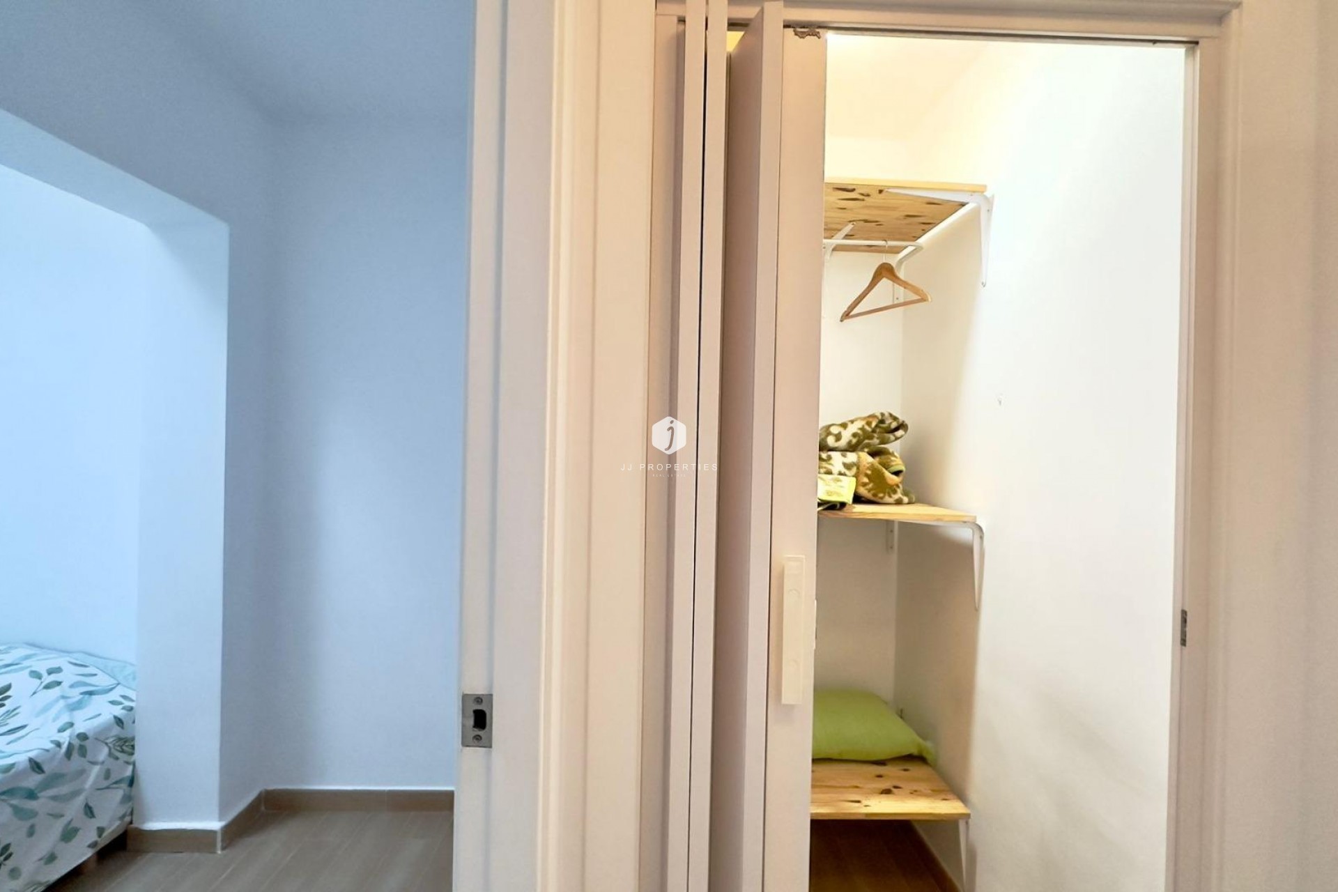 Tweedehands - Bungalow -
Torrevieja - El Limonar