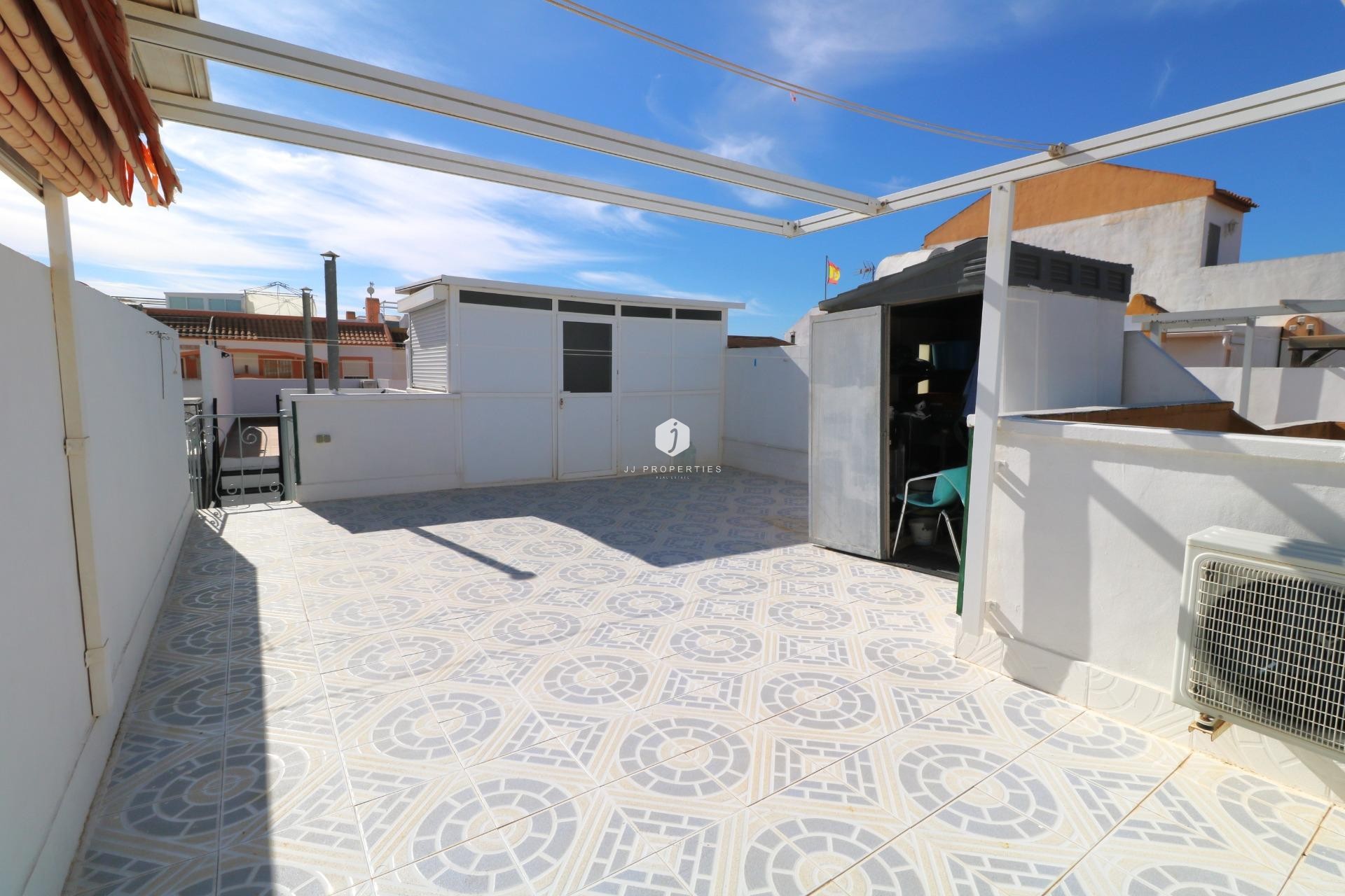 Tweedehands - Bungalow -
Torrevieja - El Limonar