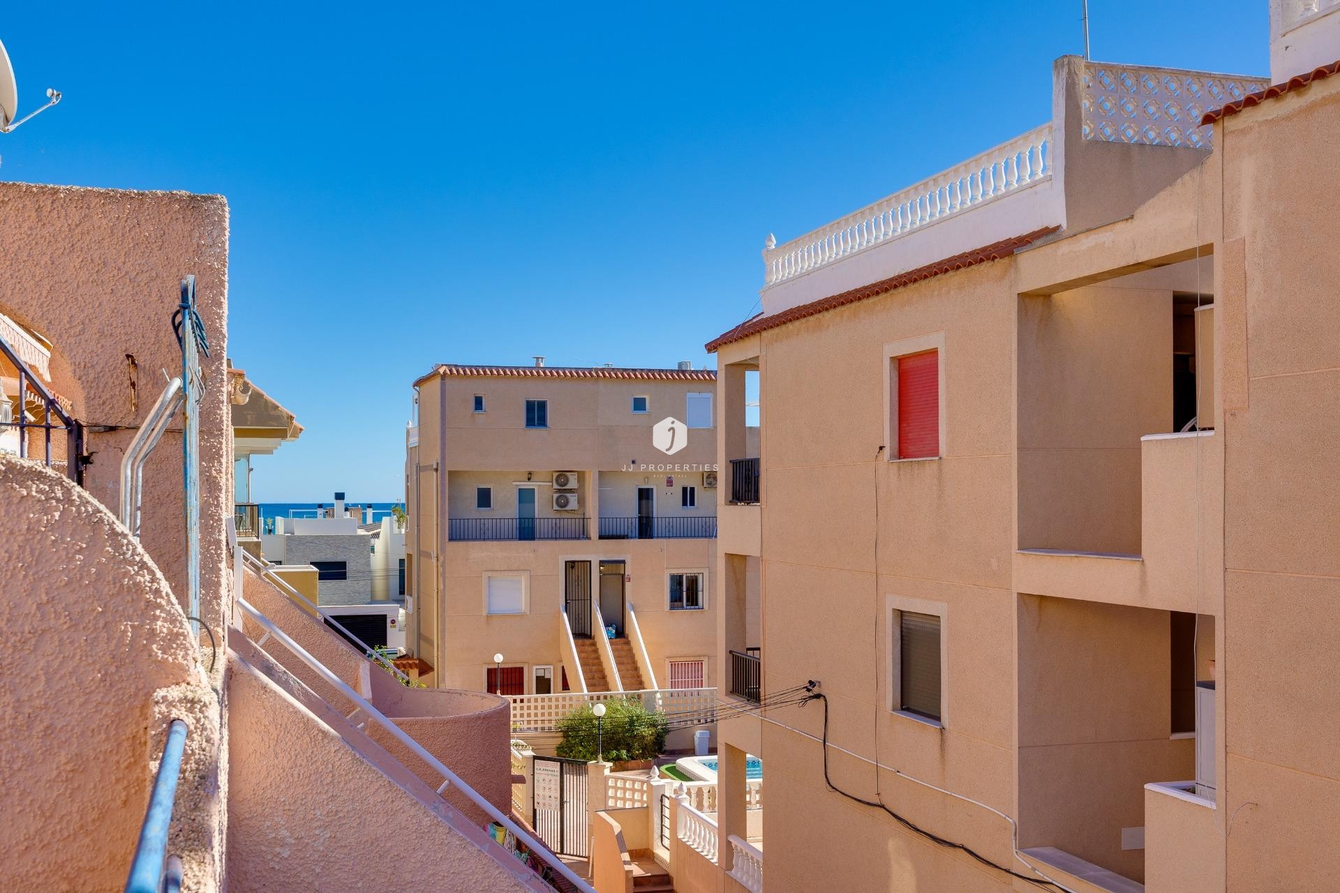 Tweedehands - Bungalow -
Torrevieja - La Mata