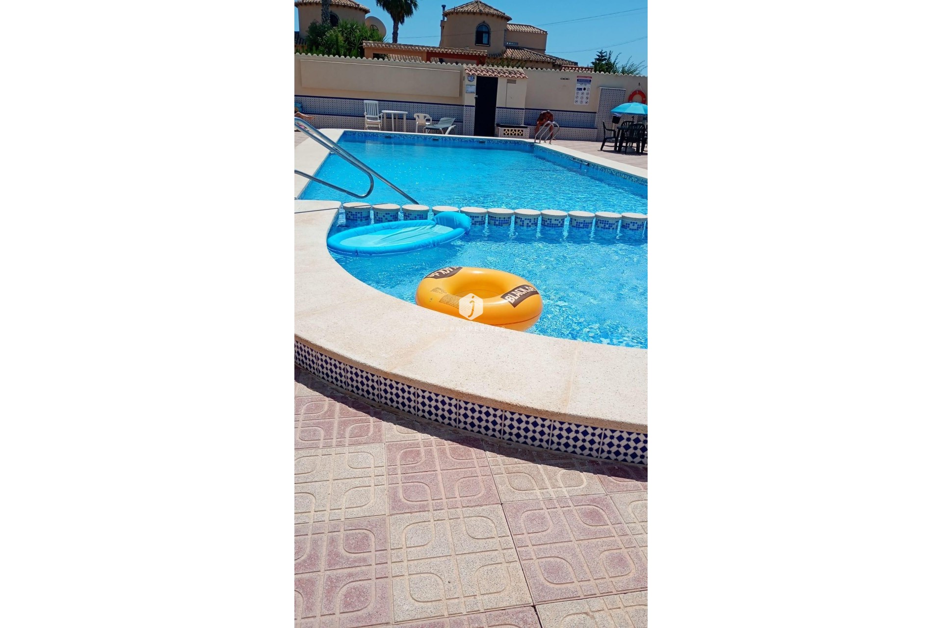 Tweedehands - Bungalow -
Torrevieja - La Siesta - El Salado - Torreta