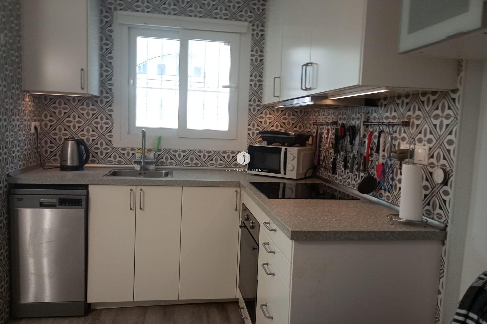 Tweedehands - Bungalow -
Torrevieja - La Siesta - El Salado - Torreta