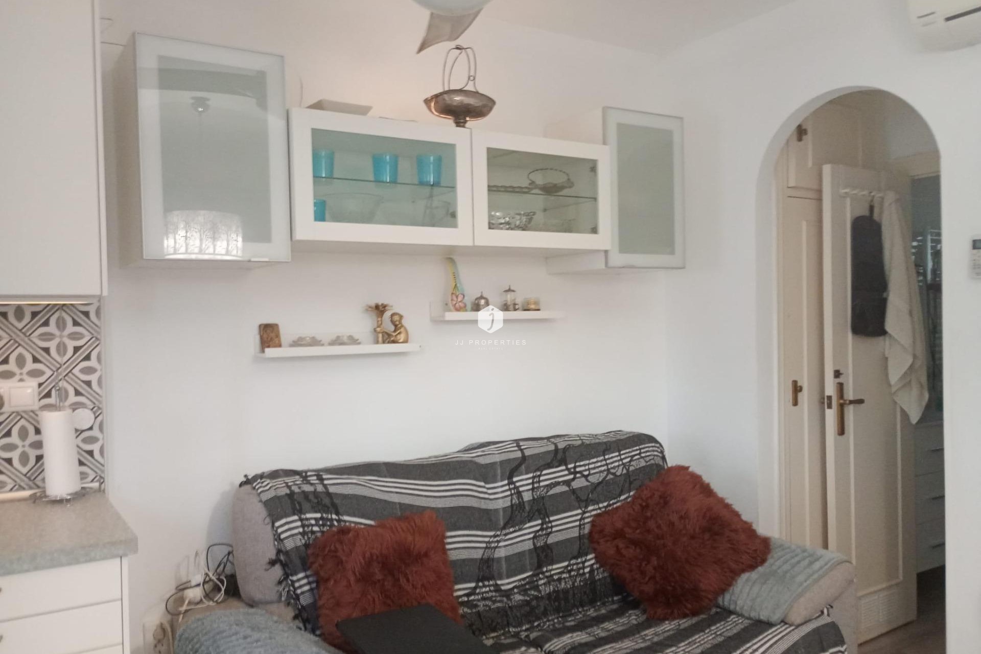 Tweedehands - Bungalow -
Torrevieja - La Siesta - El Salado - Torreta