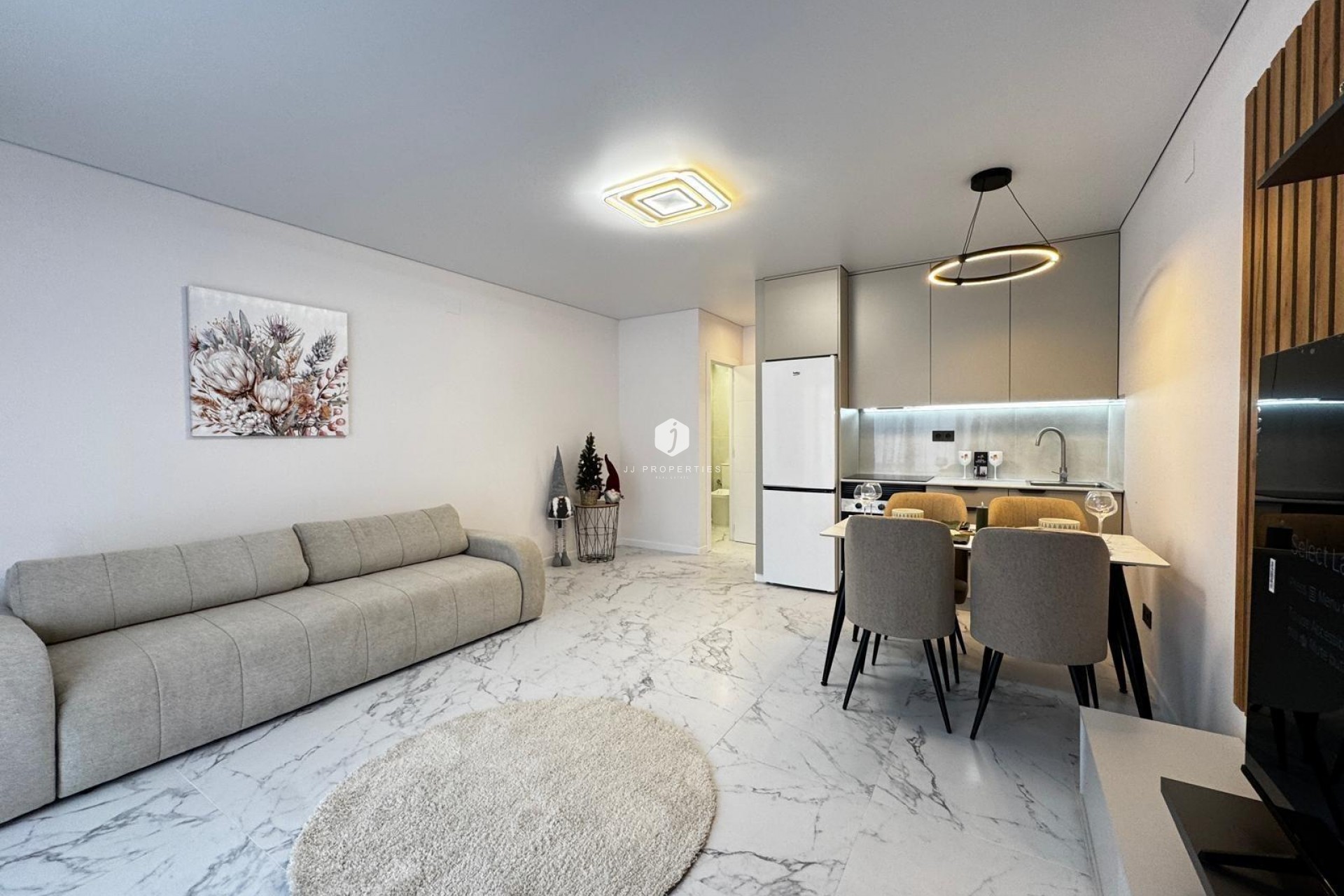 Tweedehands - Bungalow -
Torrevieja - La Siesta - El Salado - Torreta