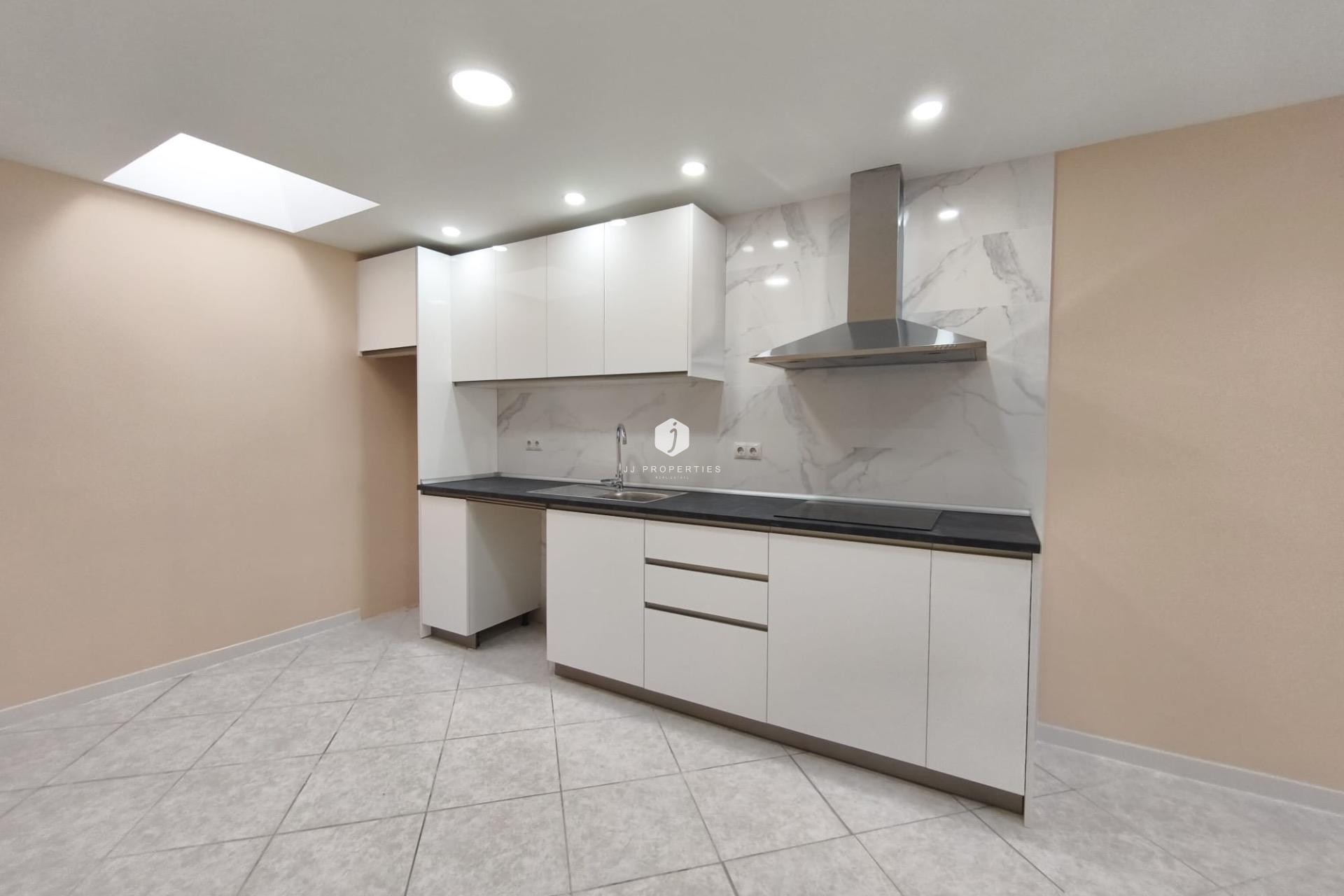 Tweedehands - Bungalow -
Torrevieja - La Siesta - El Salado - Torreta