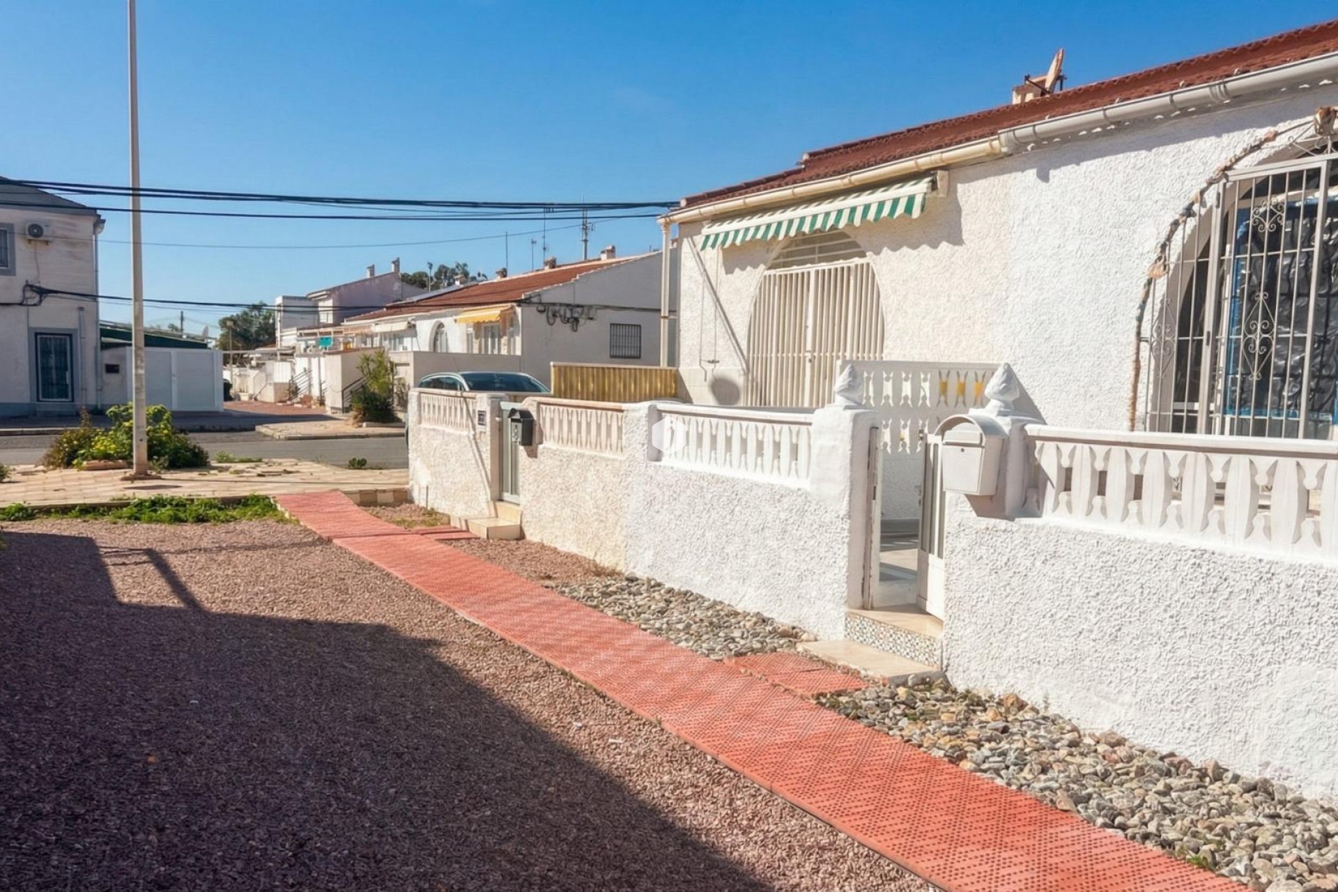 Tweedehands - Bungalow -
Torrevieja - La Siesta - El Salado - Torreta