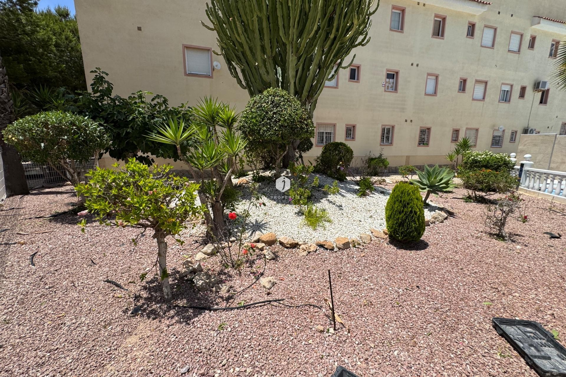 Tweedehands - Bungalow -
Torrevieja - La Siesta - El Salado - Torreta