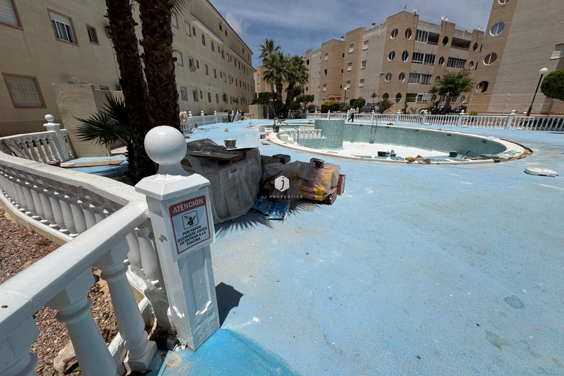 Tweedehands - Bungalow -
Torrevieja - La Siesta - El Salado - Torreta