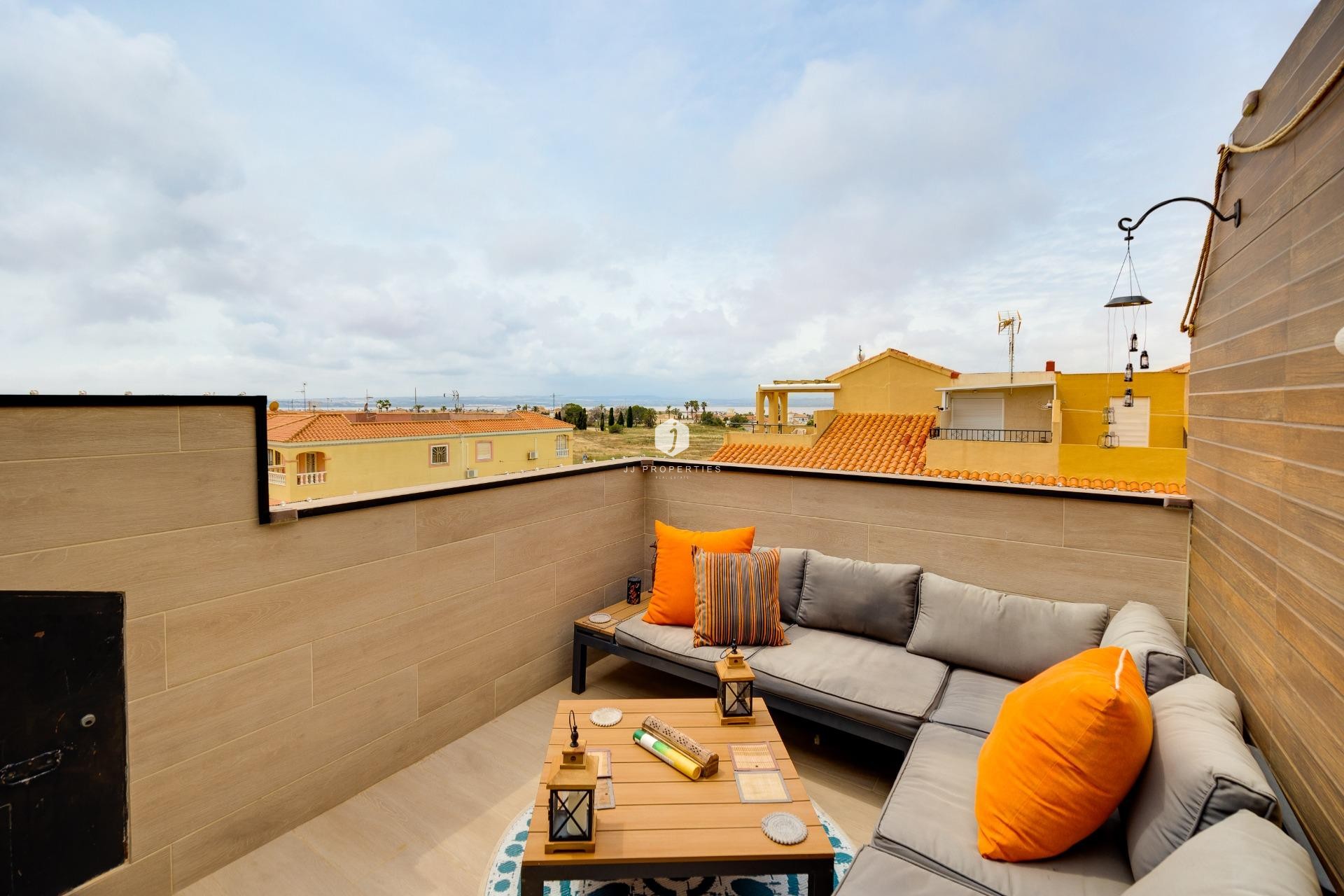 Tweedehands - Bungalow -
Torrevieja - La Siesta - El Salado - Torreta
