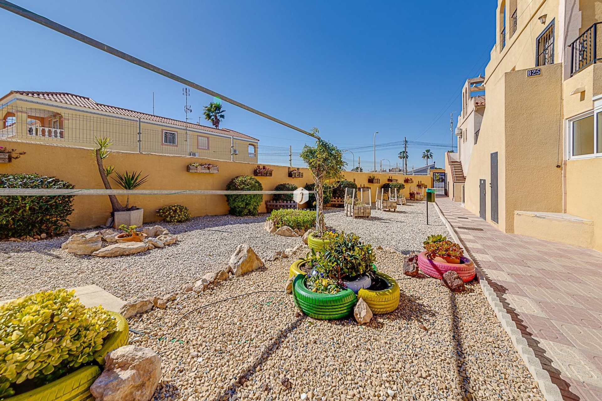 Tweedehands - Bungalow -
Torrevieja - La Siesta - El Salado - Torreta