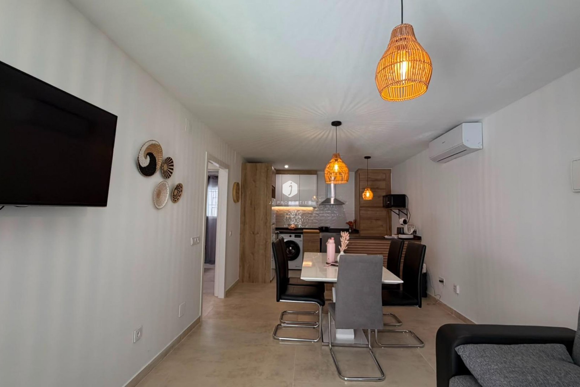 Tweedehands - Bungalow -
Torrevieja - La veleta