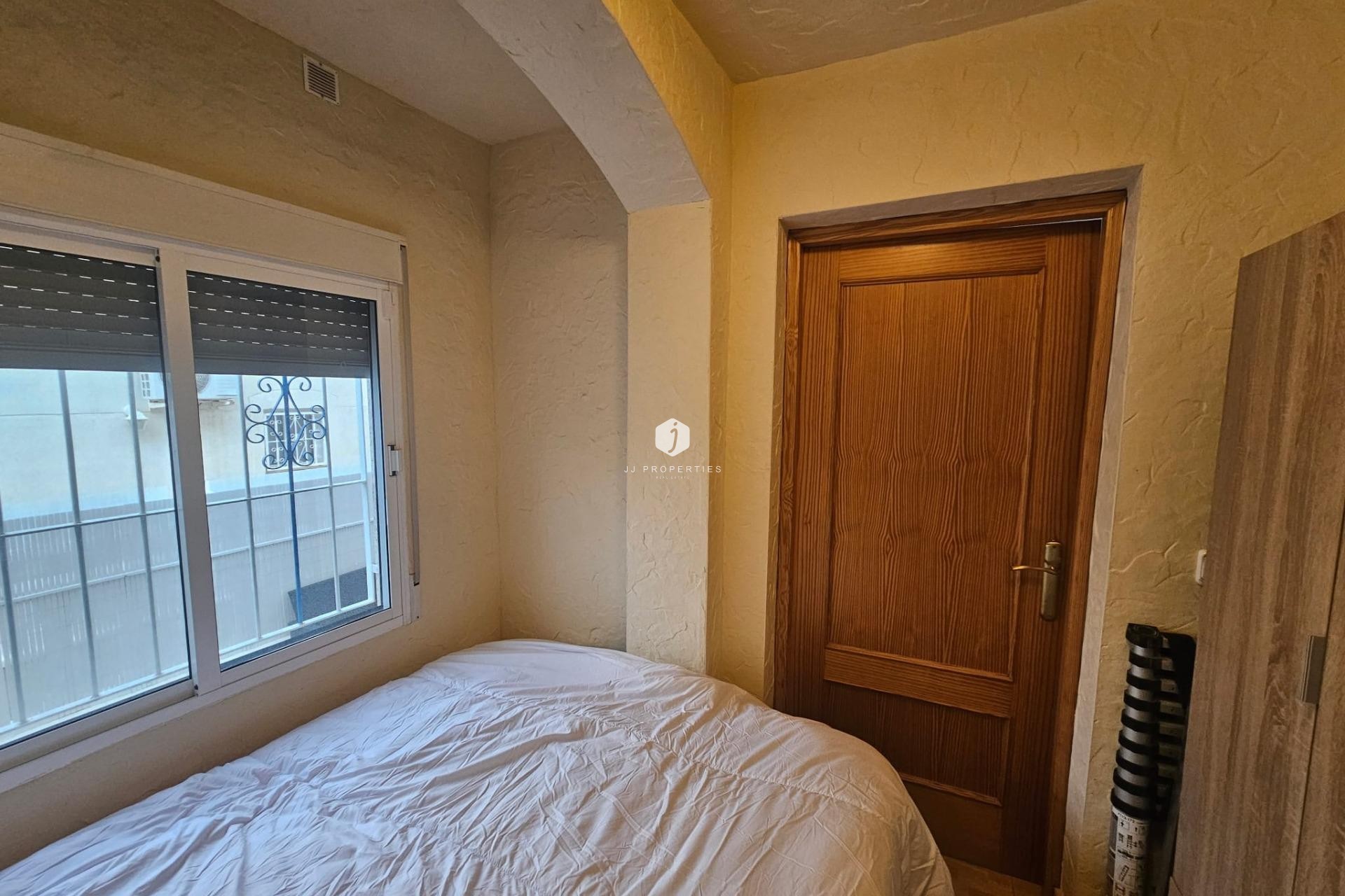 Tweedehands - Bungalow -
Torrevieja - Lago Jardin