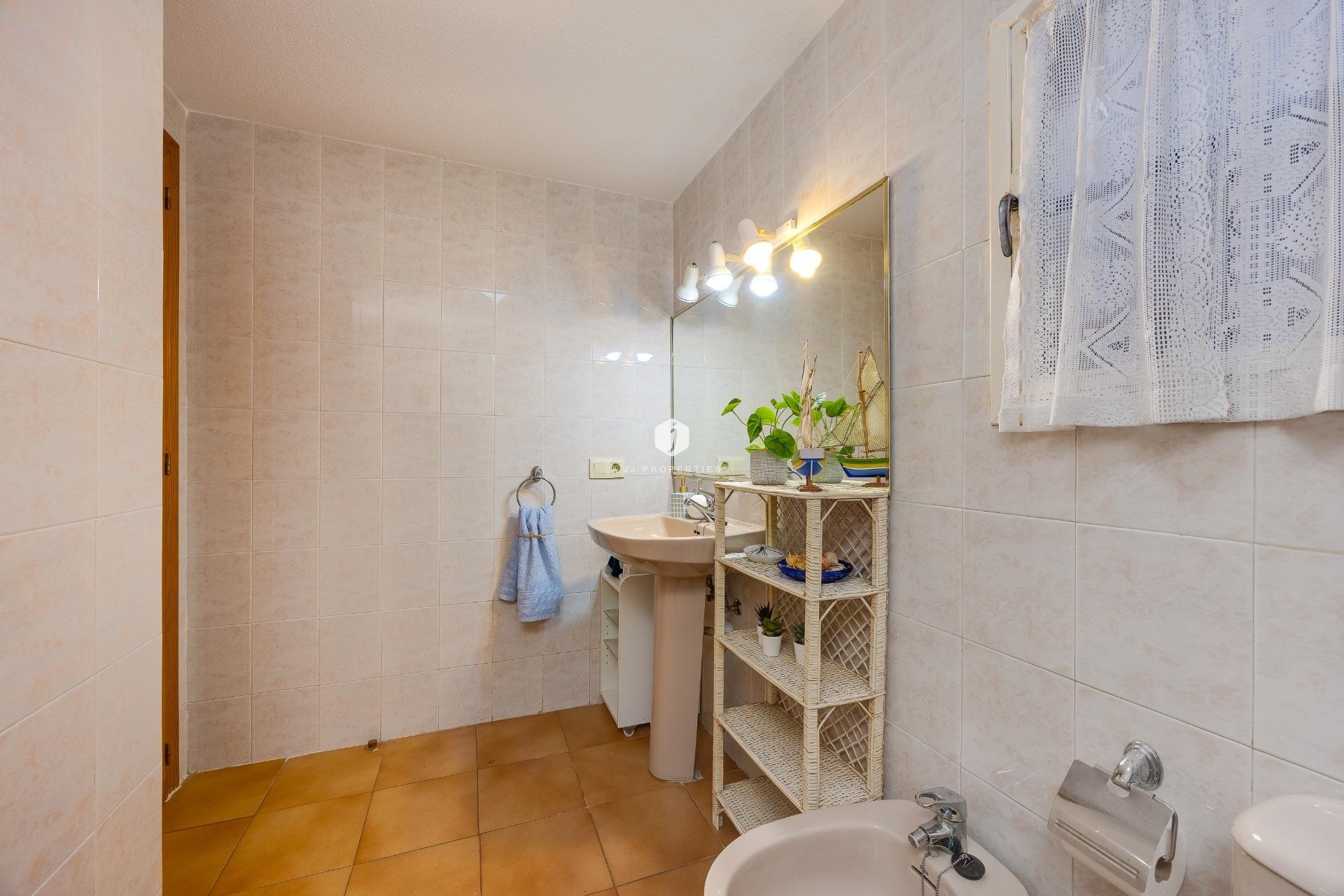 Tweedehands - Bungalow -
Torrevieja - Los Balcones