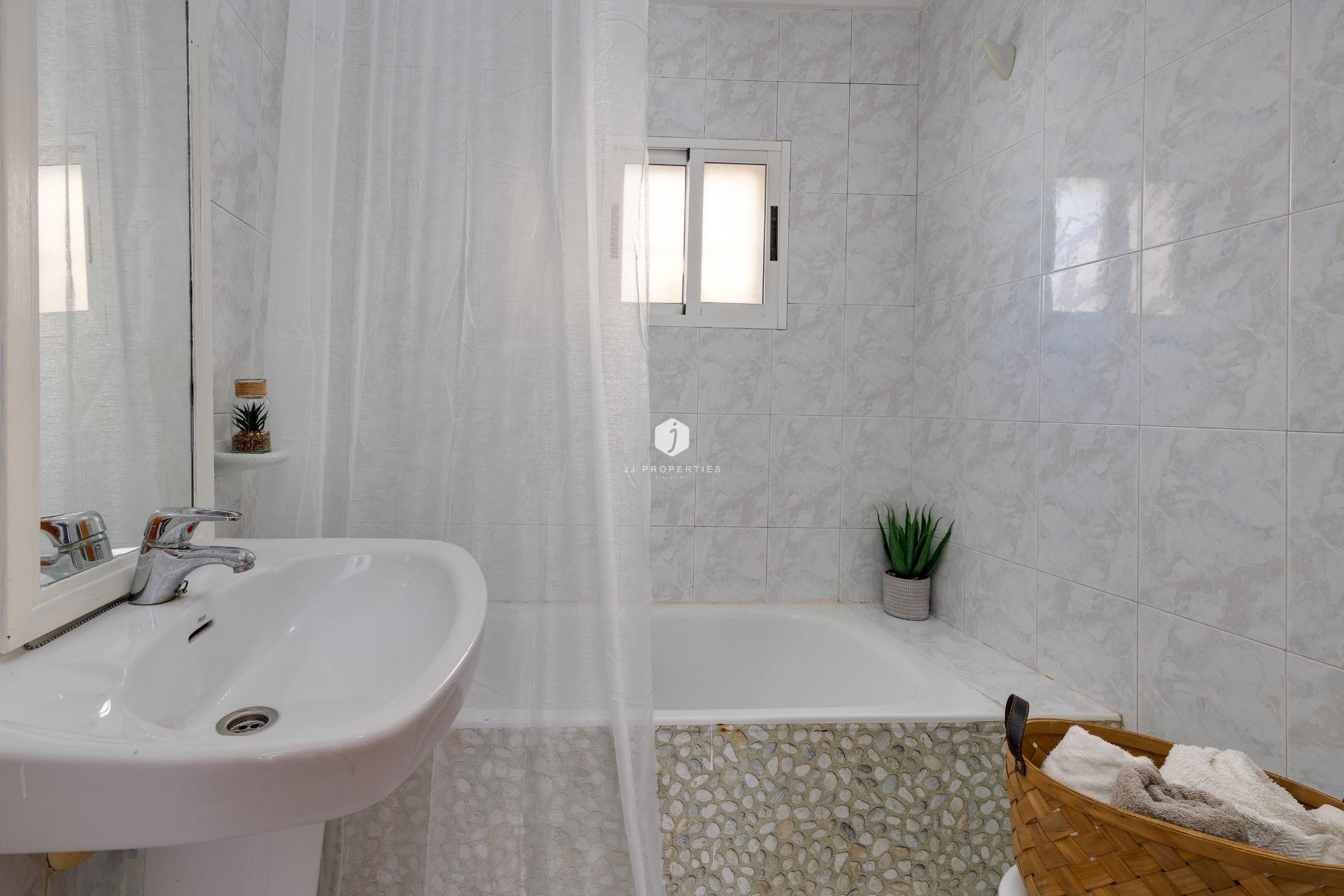 Tweedehands - Bungalow -
Torrevieja - Los Frutales